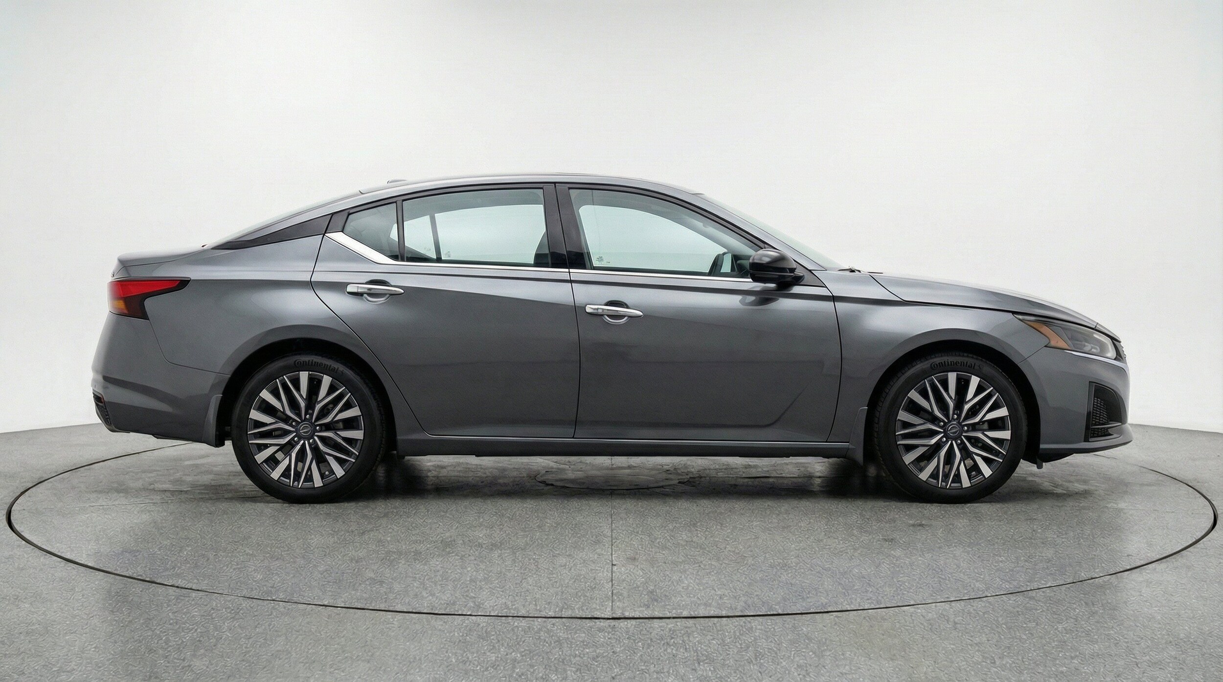 Thumbnail: 2025 Nissan Altima - 11