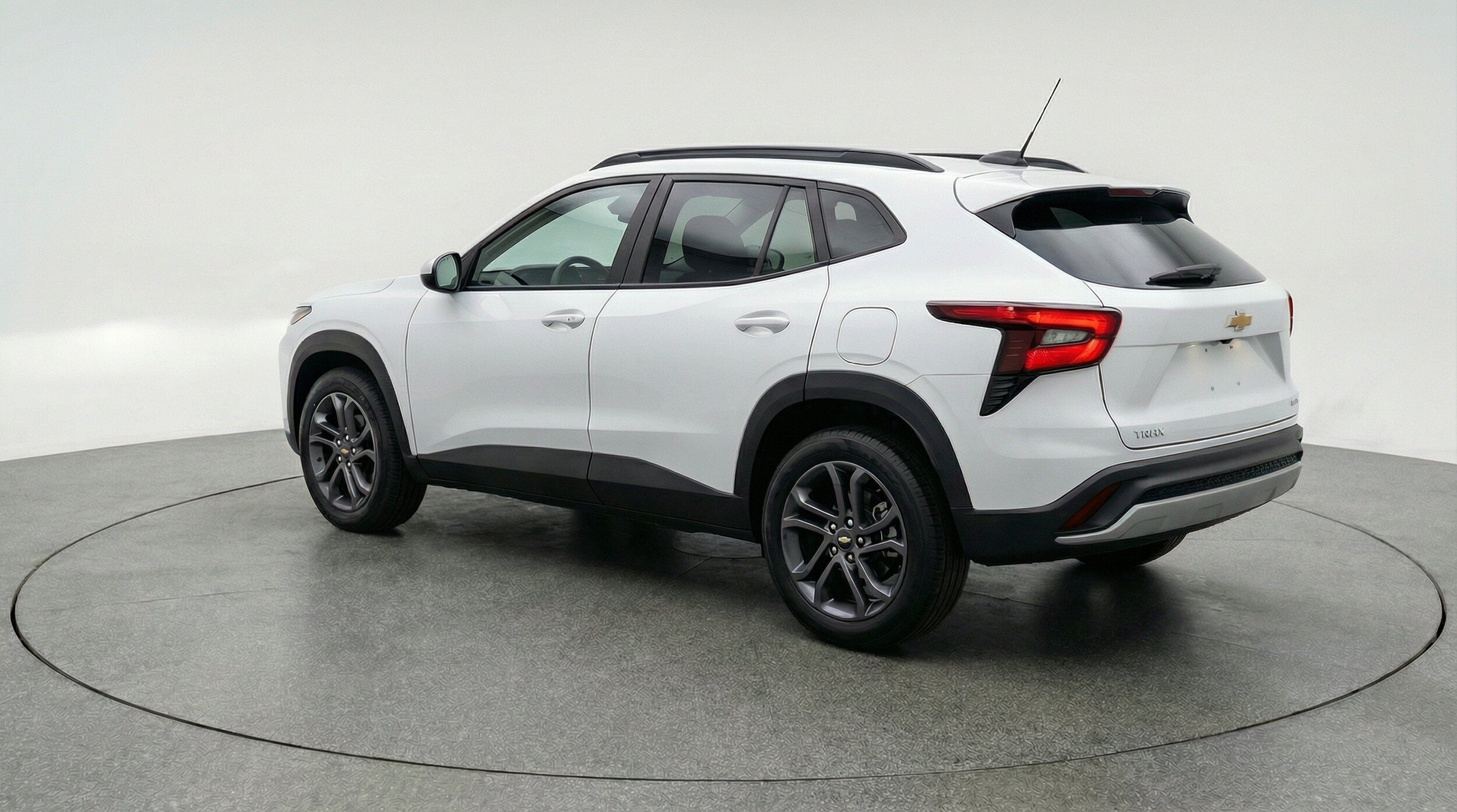 Thumbnail: 2025 Chevrolet Trax - 6