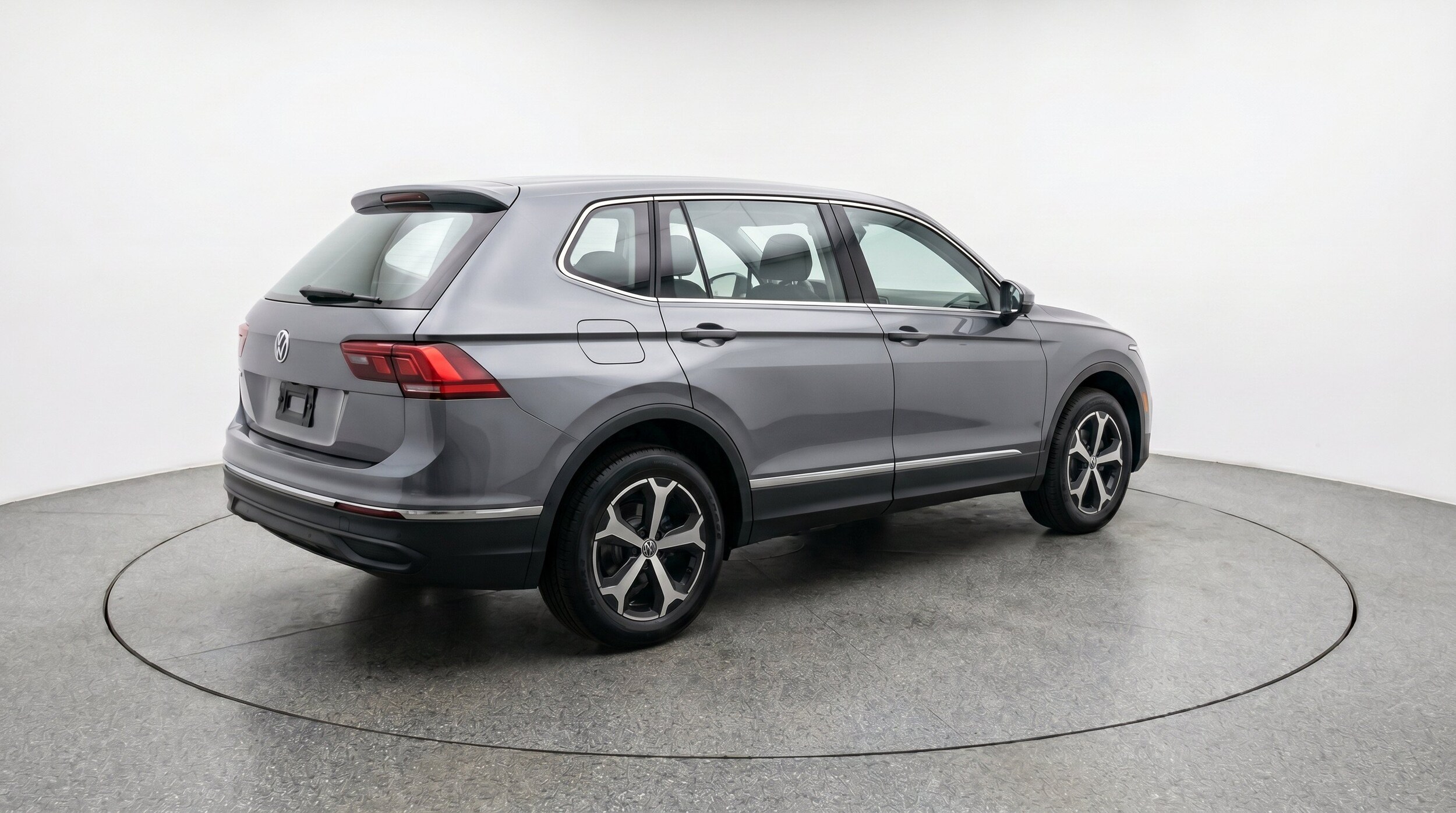 Thumbnail: 2026 Volkswagen Tiguan - 9