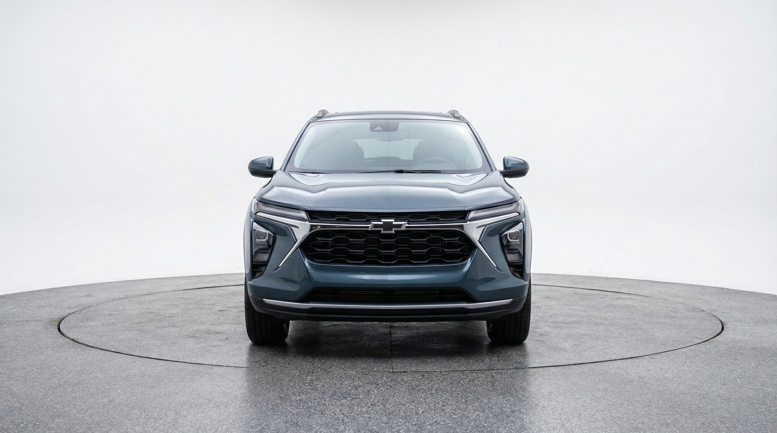 Thumbnail: 2025 Chevrolet Trax - 2