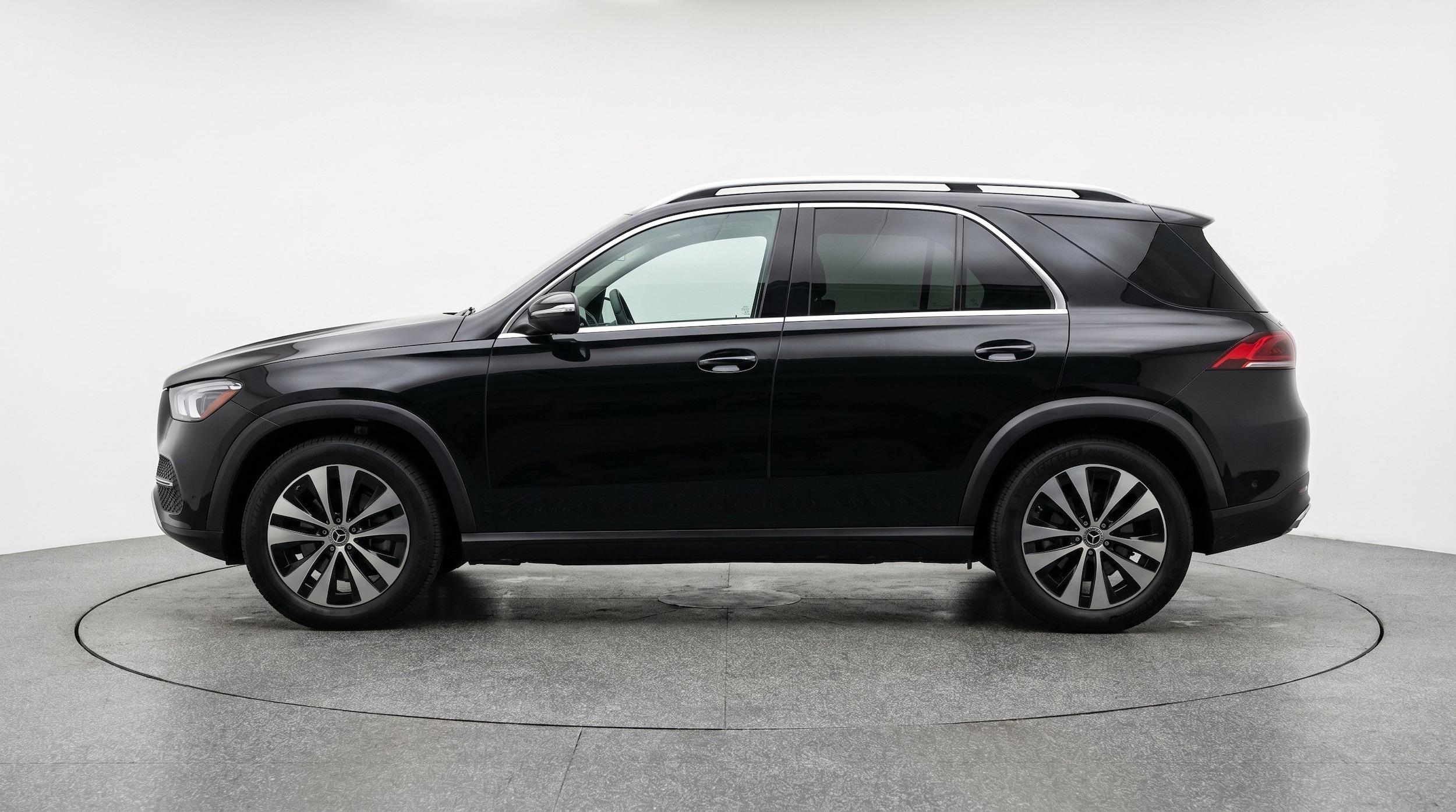 Thumbnail: 2026 Mercedes-Benz GLE - 5