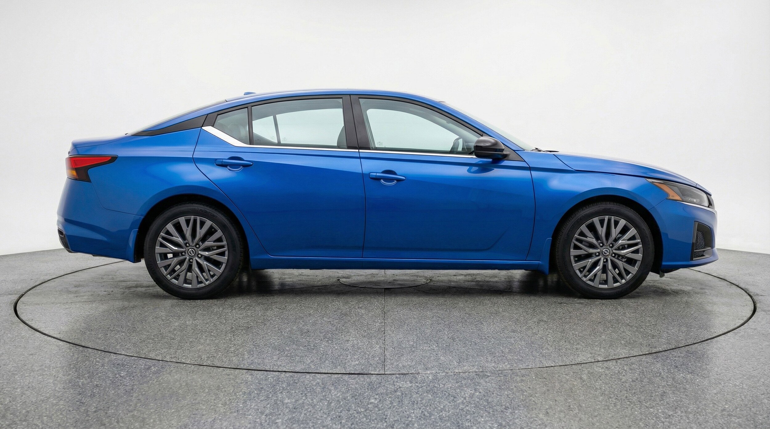 Thumbnail: 2025 Nissan Altima - 11