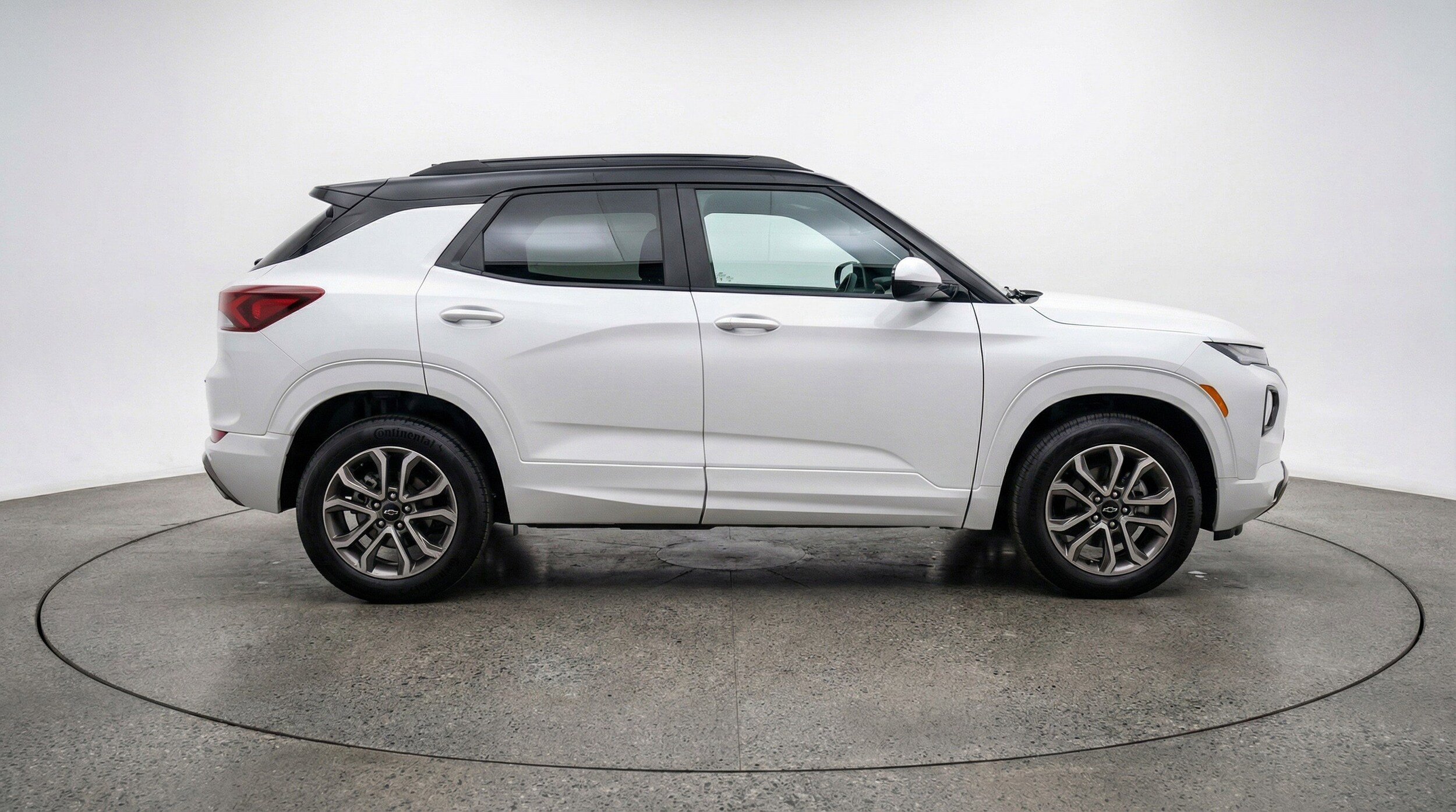 Thumbnail: 2025 Chevrolet TrailBlazer - 11