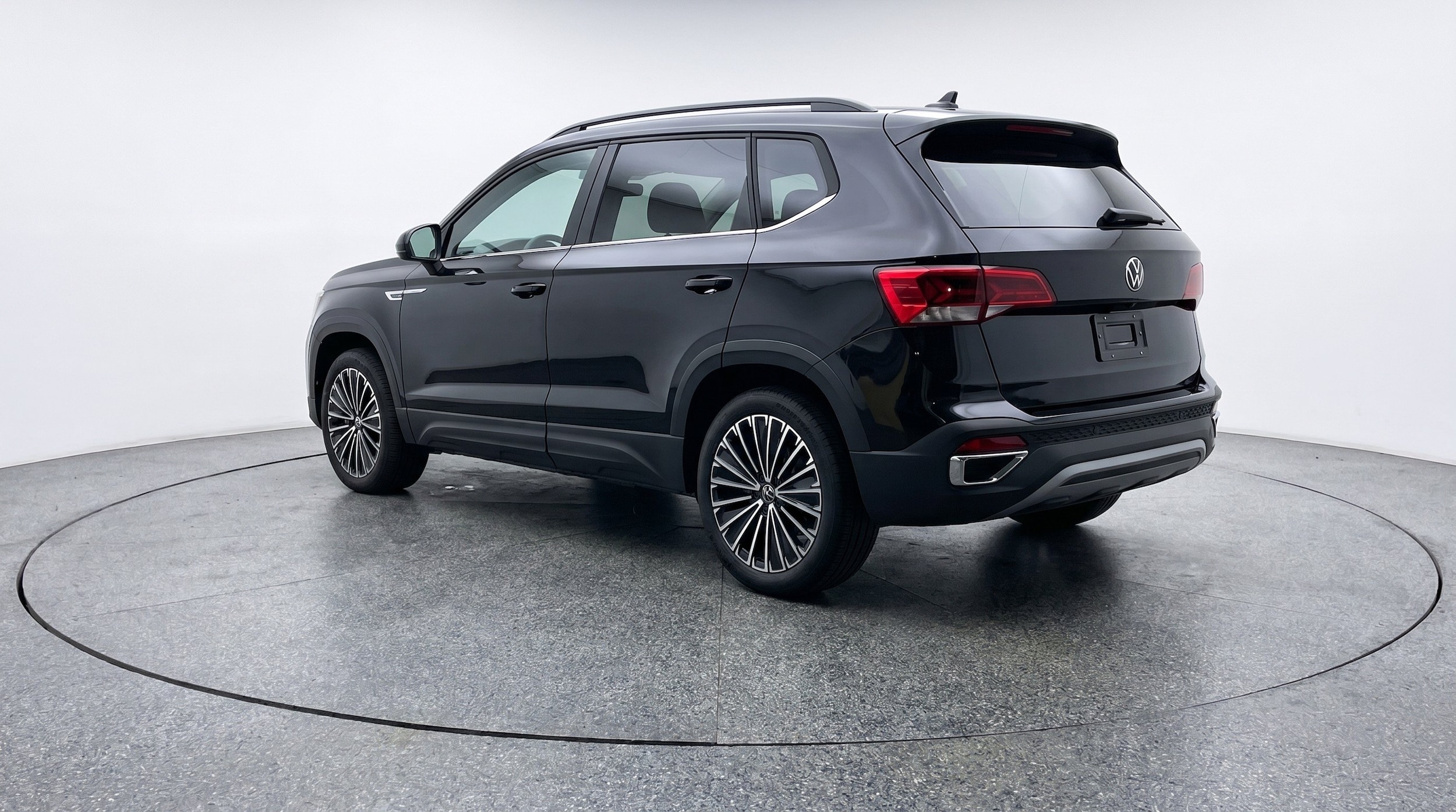 Thumbnail: 2026 Volkswagen Taos - 6