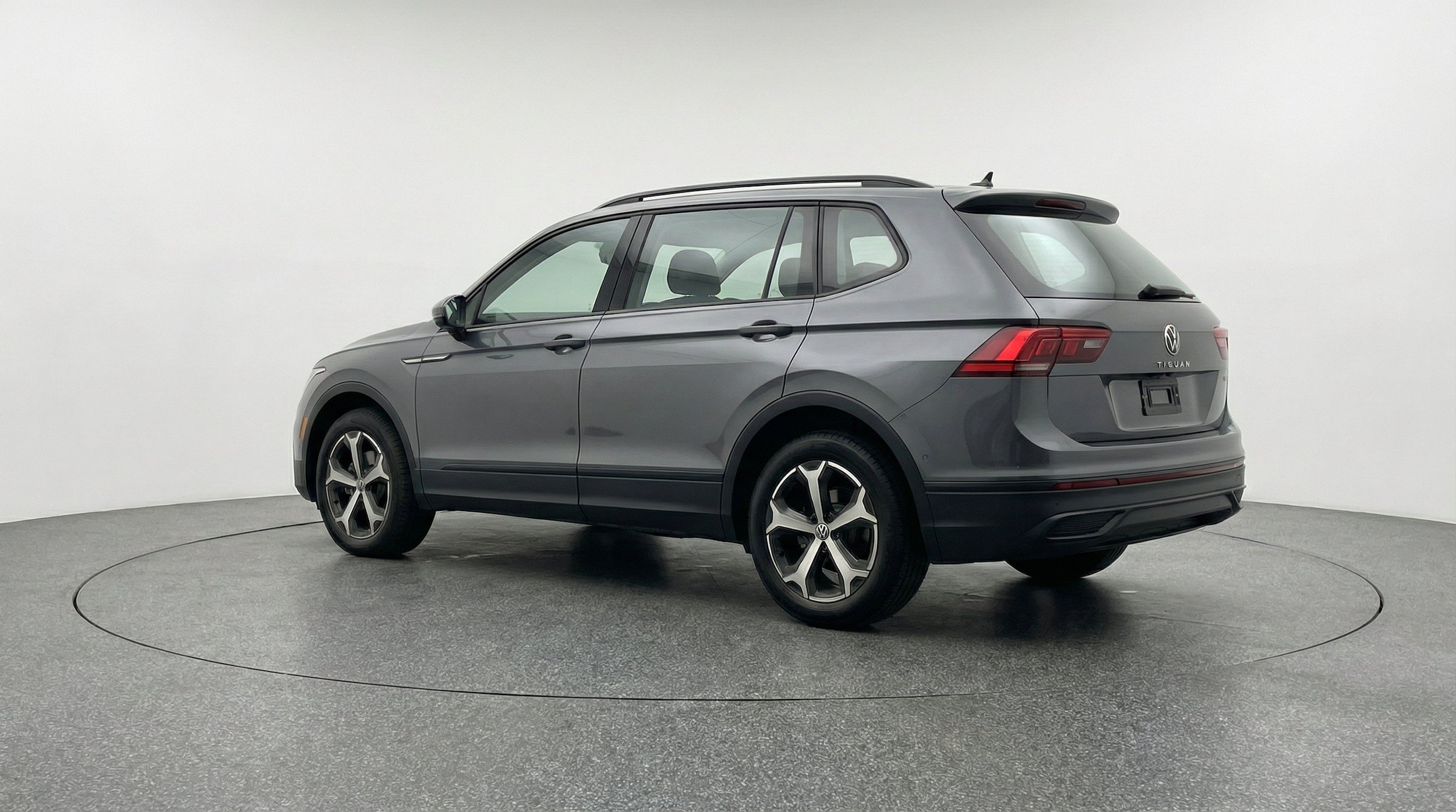 Thumbnail: 2026 Volkswagen Tiguan - 6