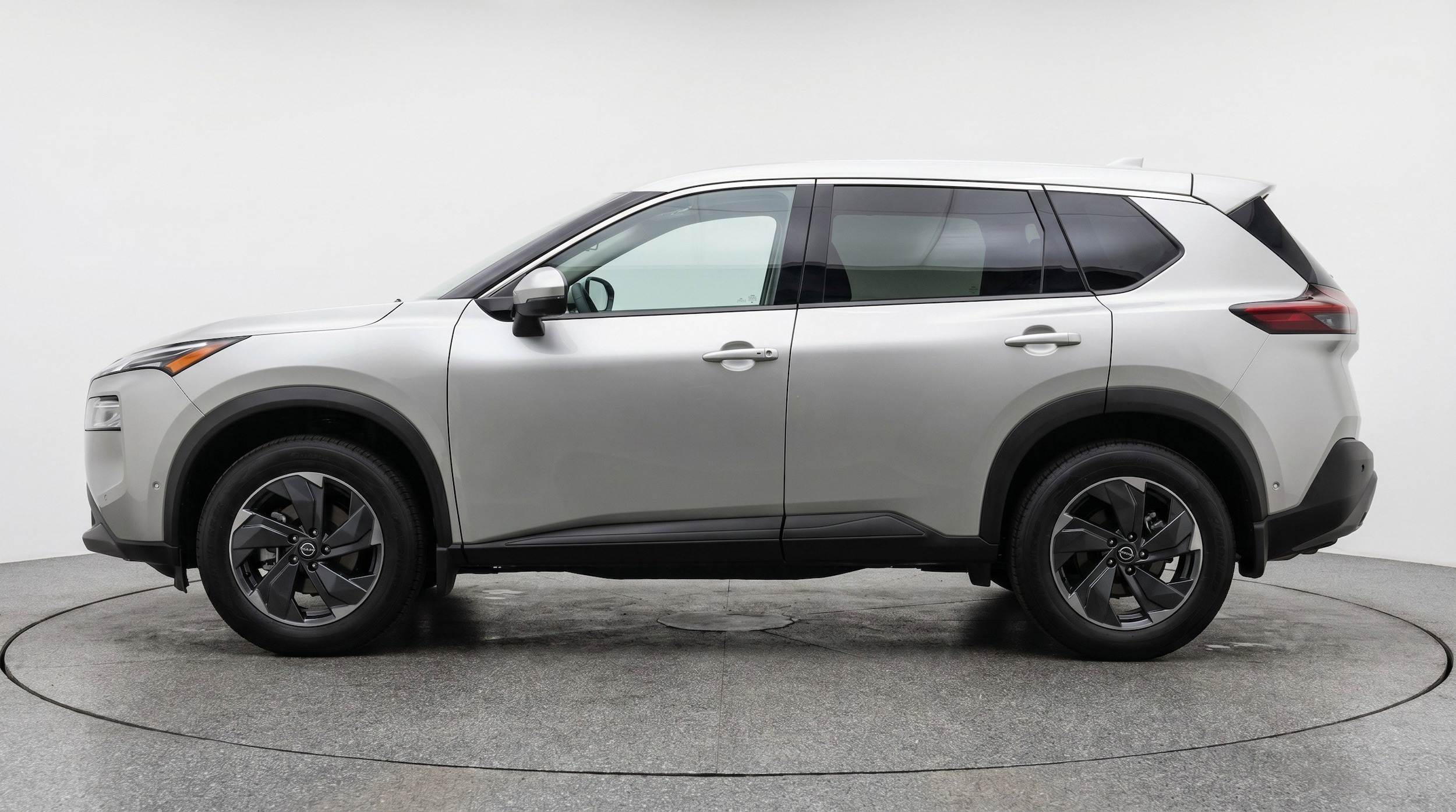Thumbnail: 2025 Nissan Rogue - 5