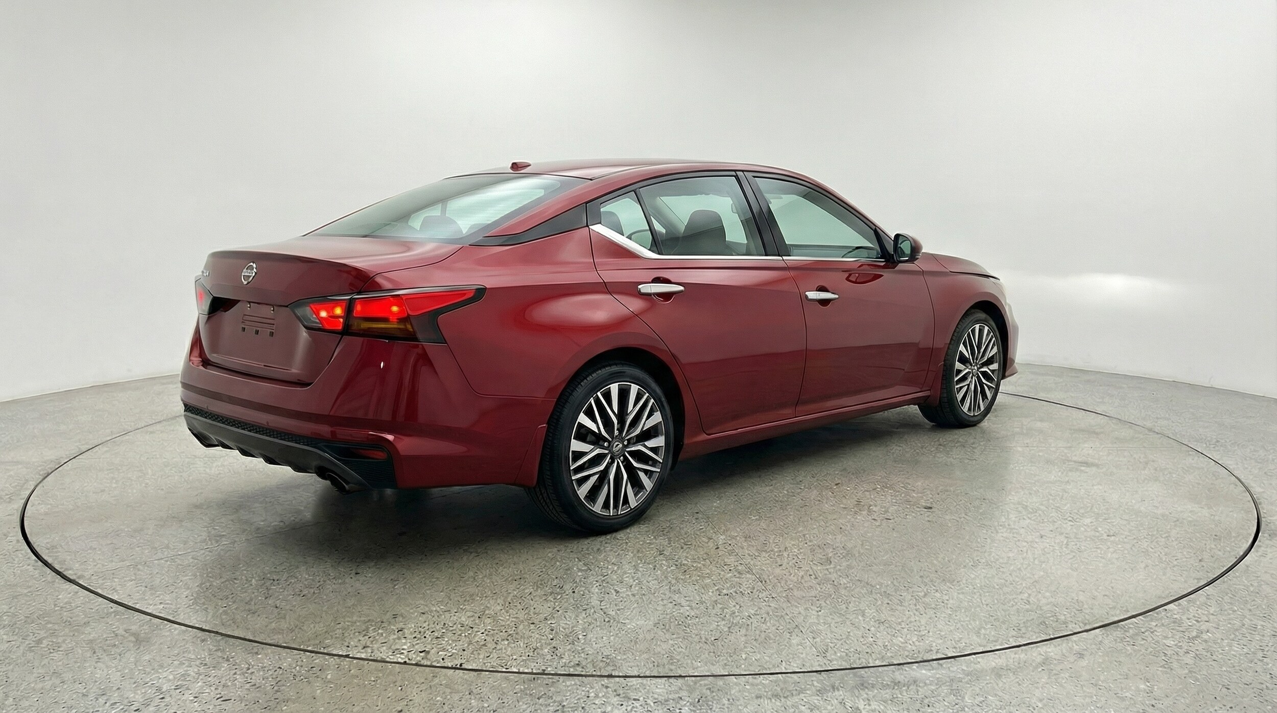 Thumbnail: 2025 Nissan Altima - 7