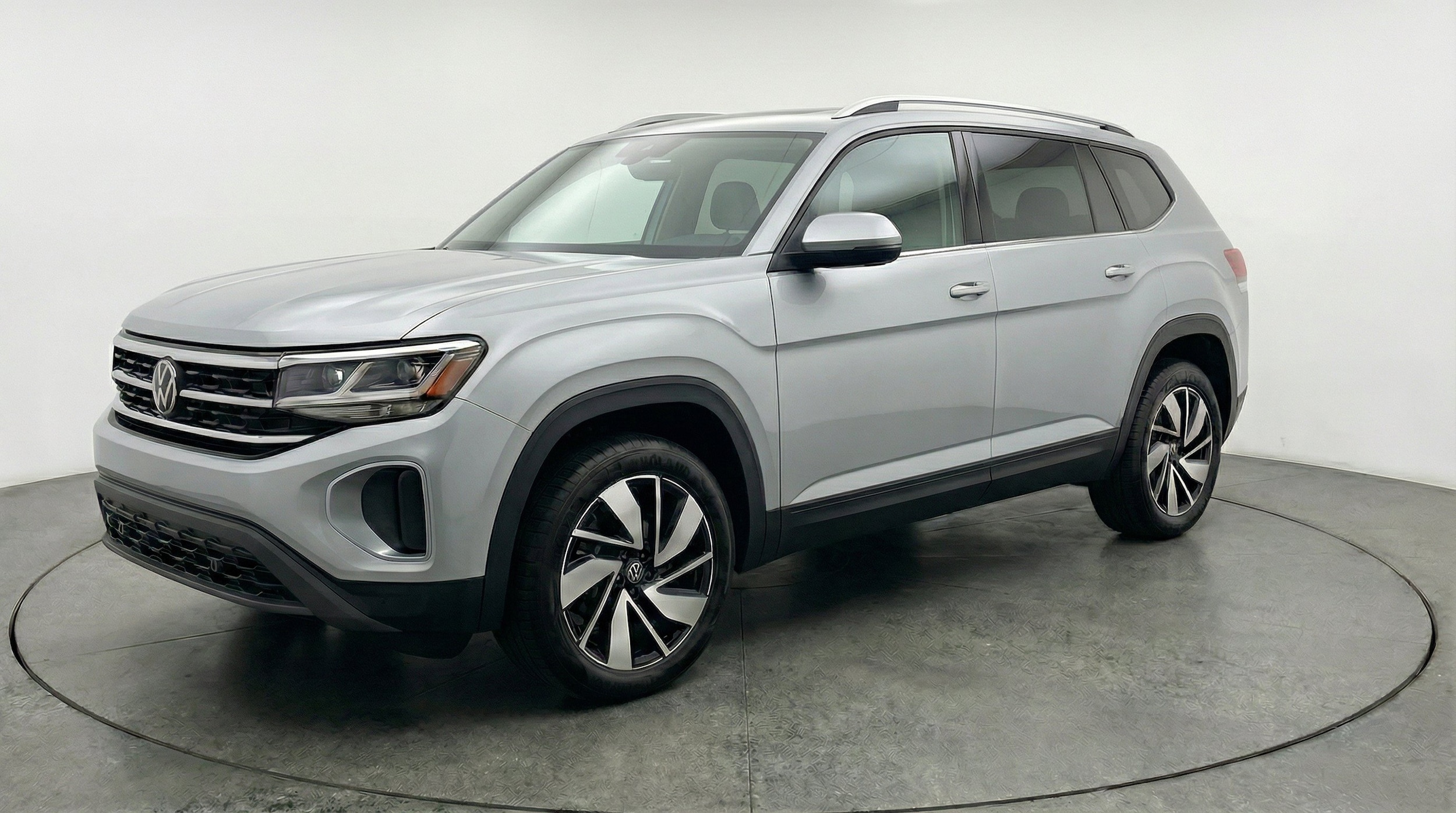 Thumbnail: 2026 Volkswagen Atlas - 3