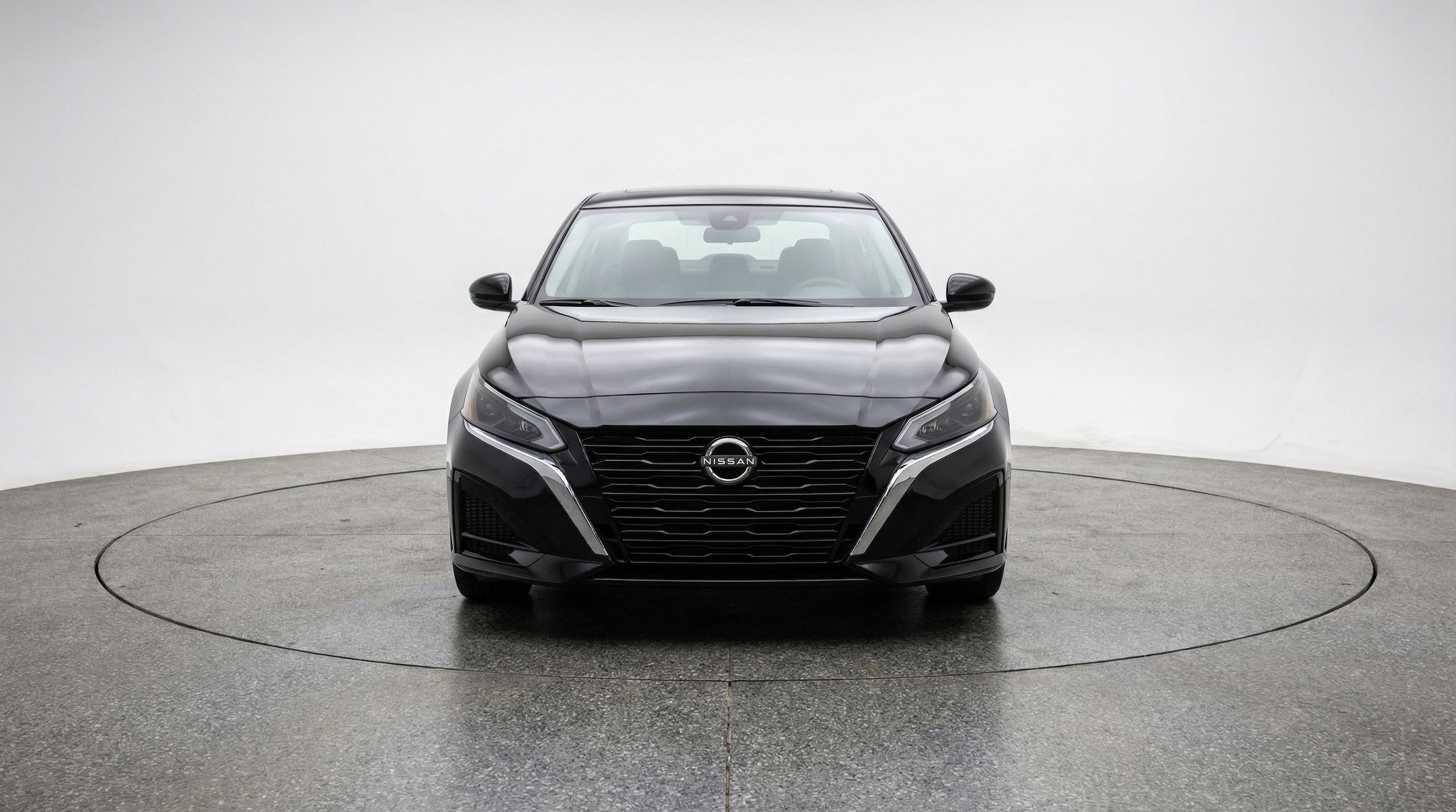 Thumbnail: 2025 Nissan Altima - 2