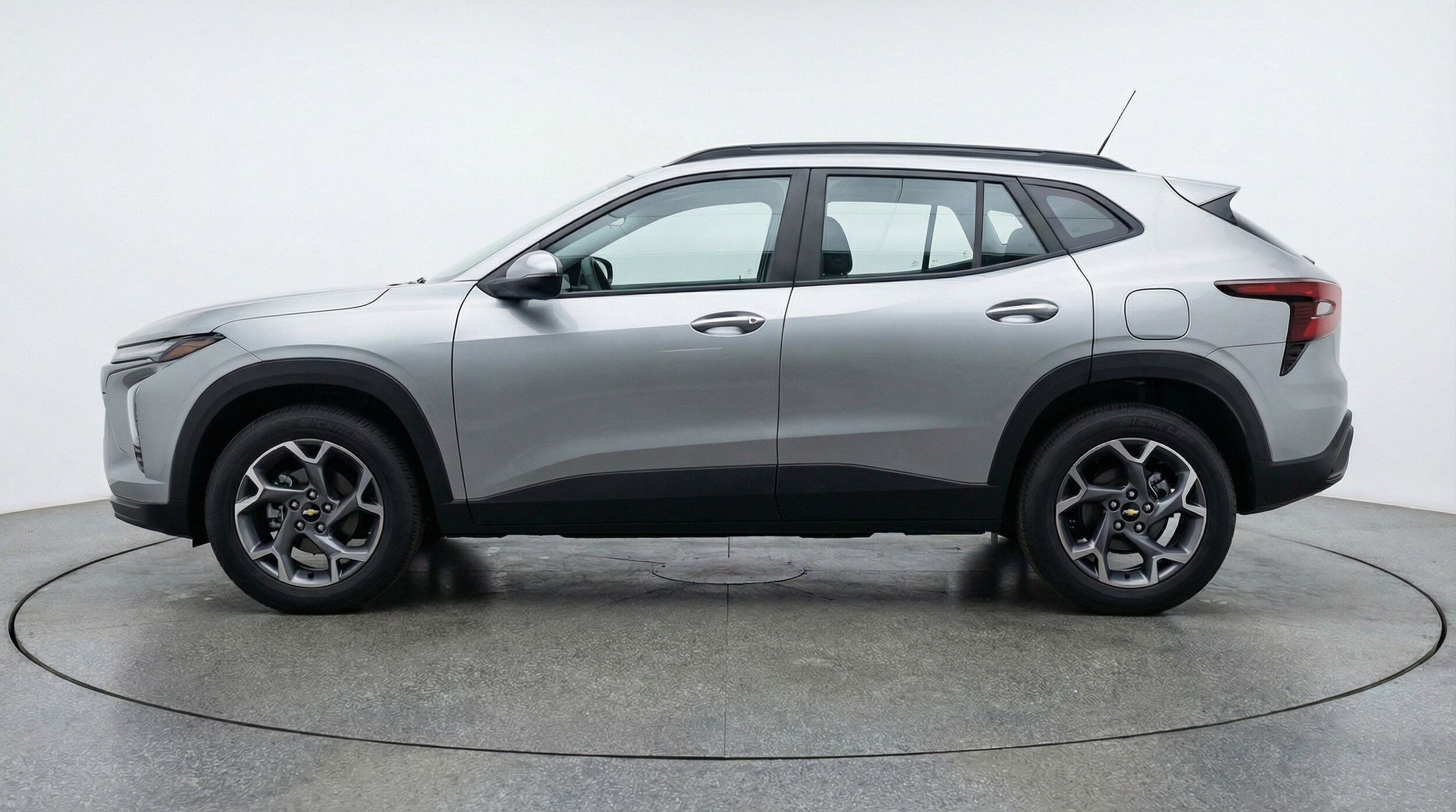 Thumbnail: 2025 Chevrolet Trax - 5