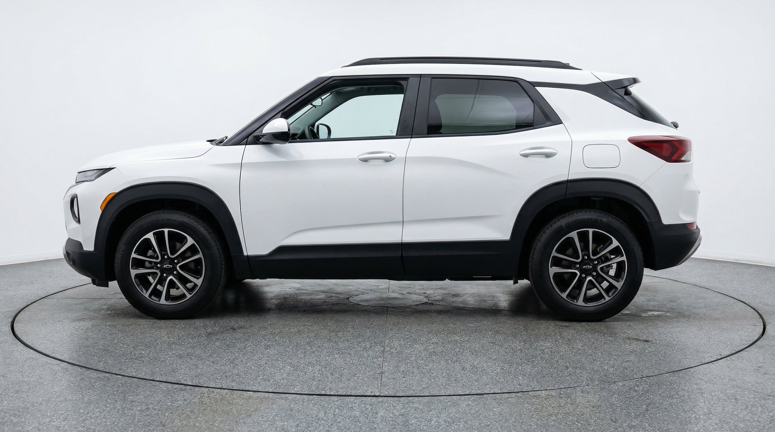 Thumbnail: 2025 Chevrolet TrailBlazer - 5