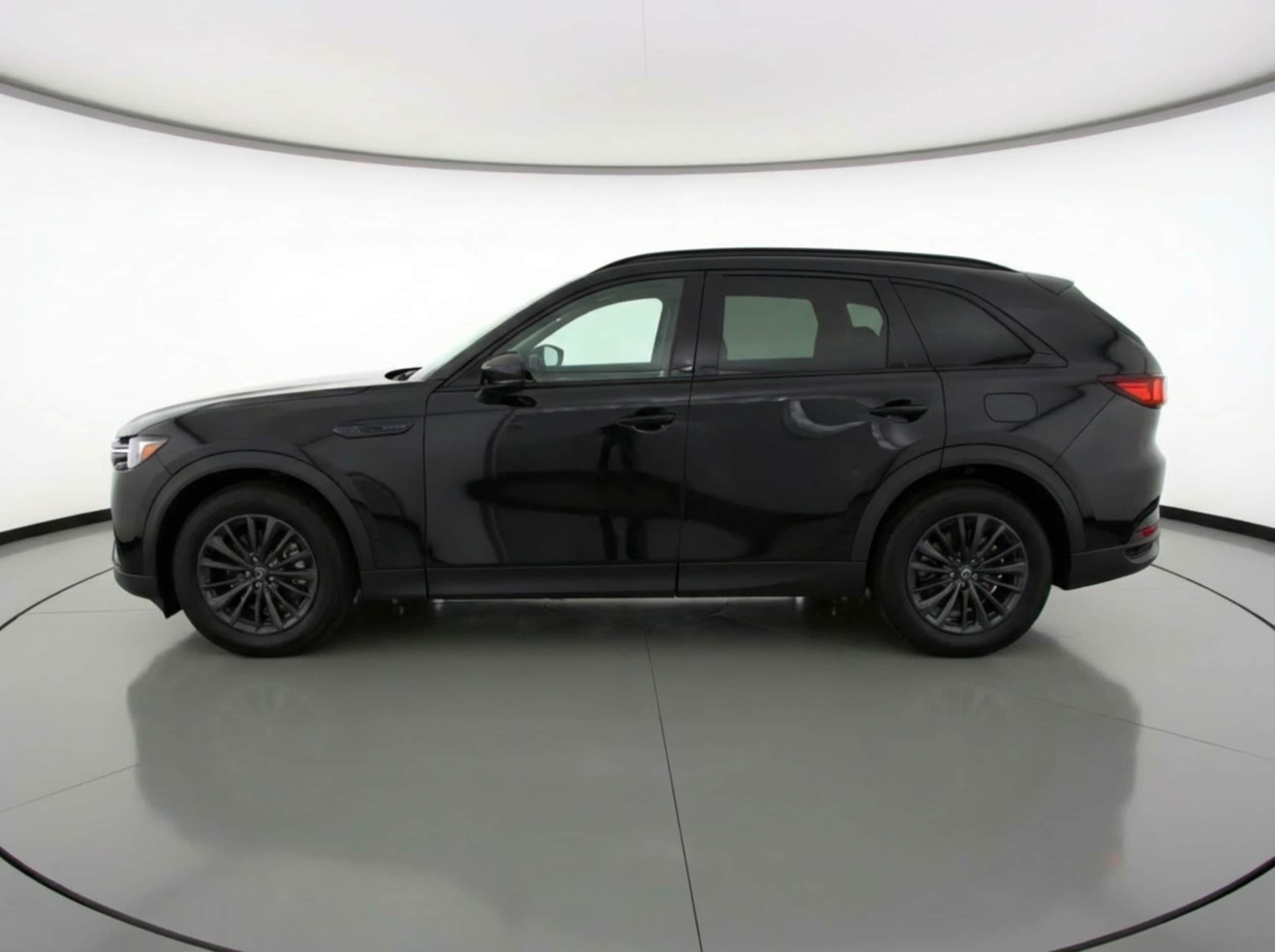 Thumbnail: 2025 Mazda CX-70 - 4