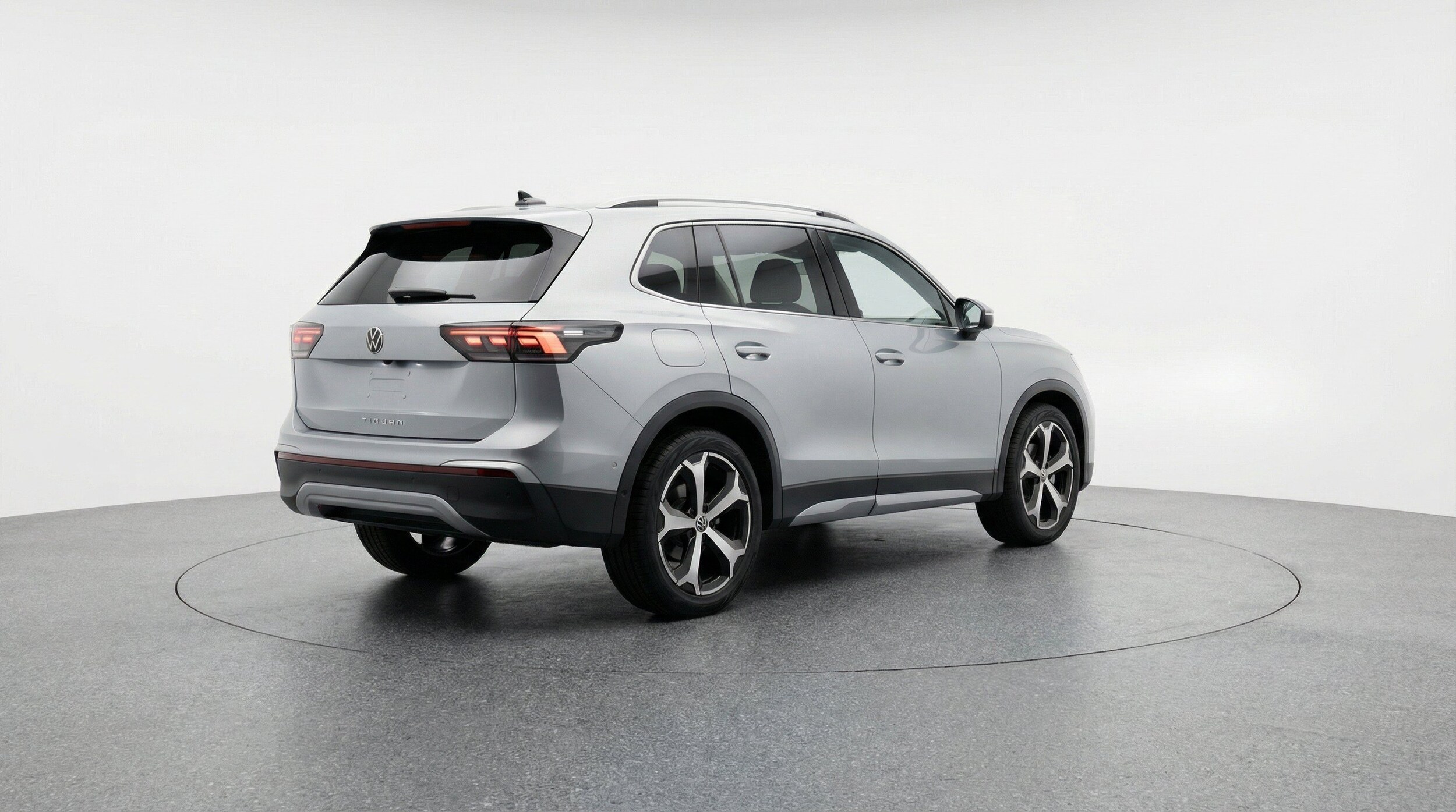 Thumbnail: 2026 Volkswagen Tiguan - 9