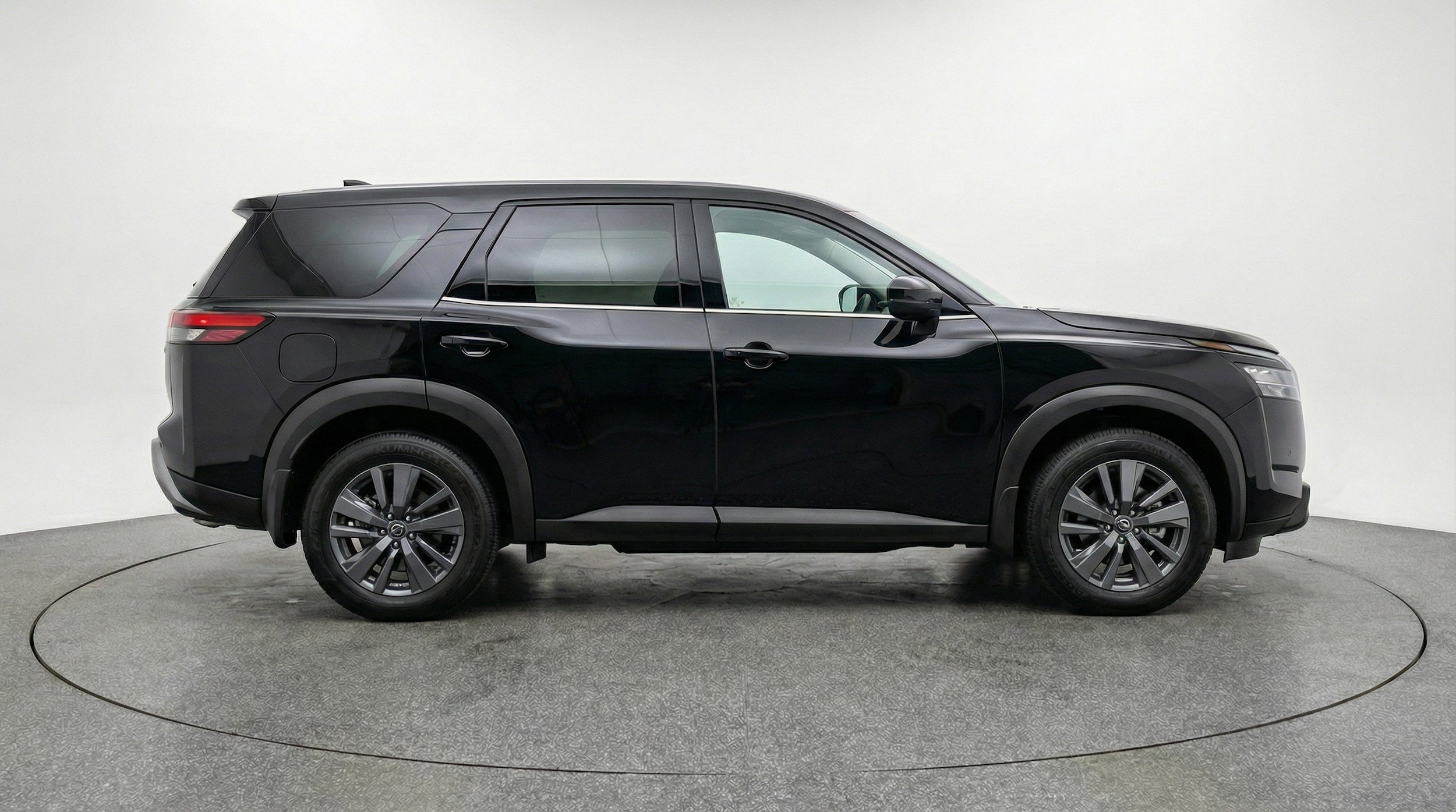 Thumbnail: 2025 Nissan Pathfinder - 11