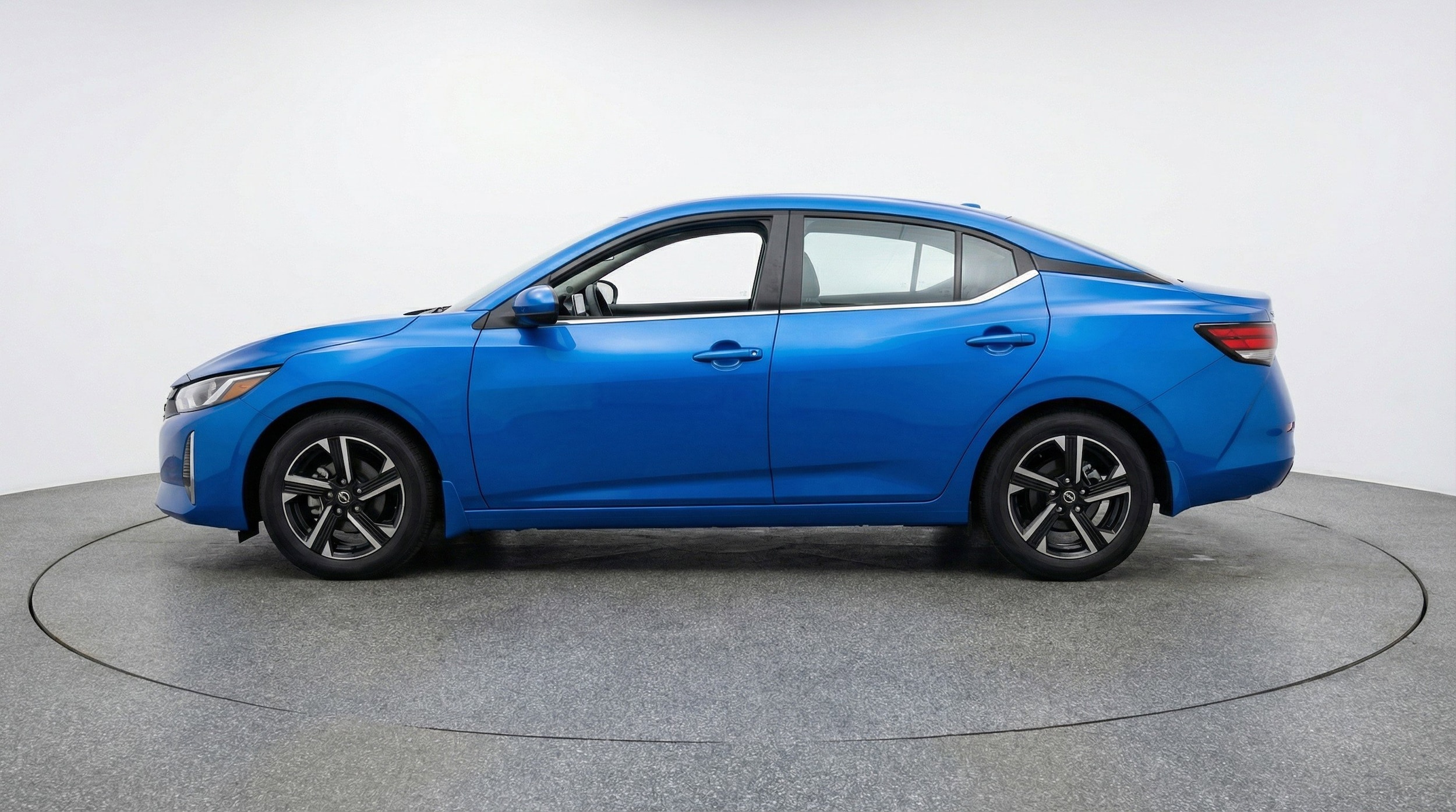 Thumbnail: 2025 Nissan Sentra - 5