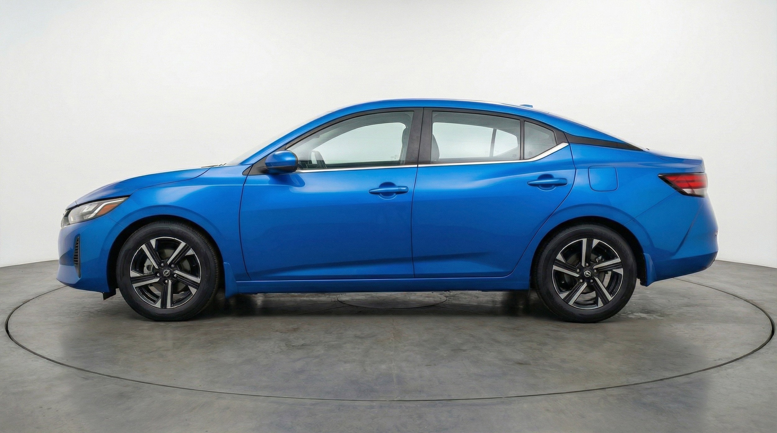 Thumbnail: 2025 Nissan Sentra - 5