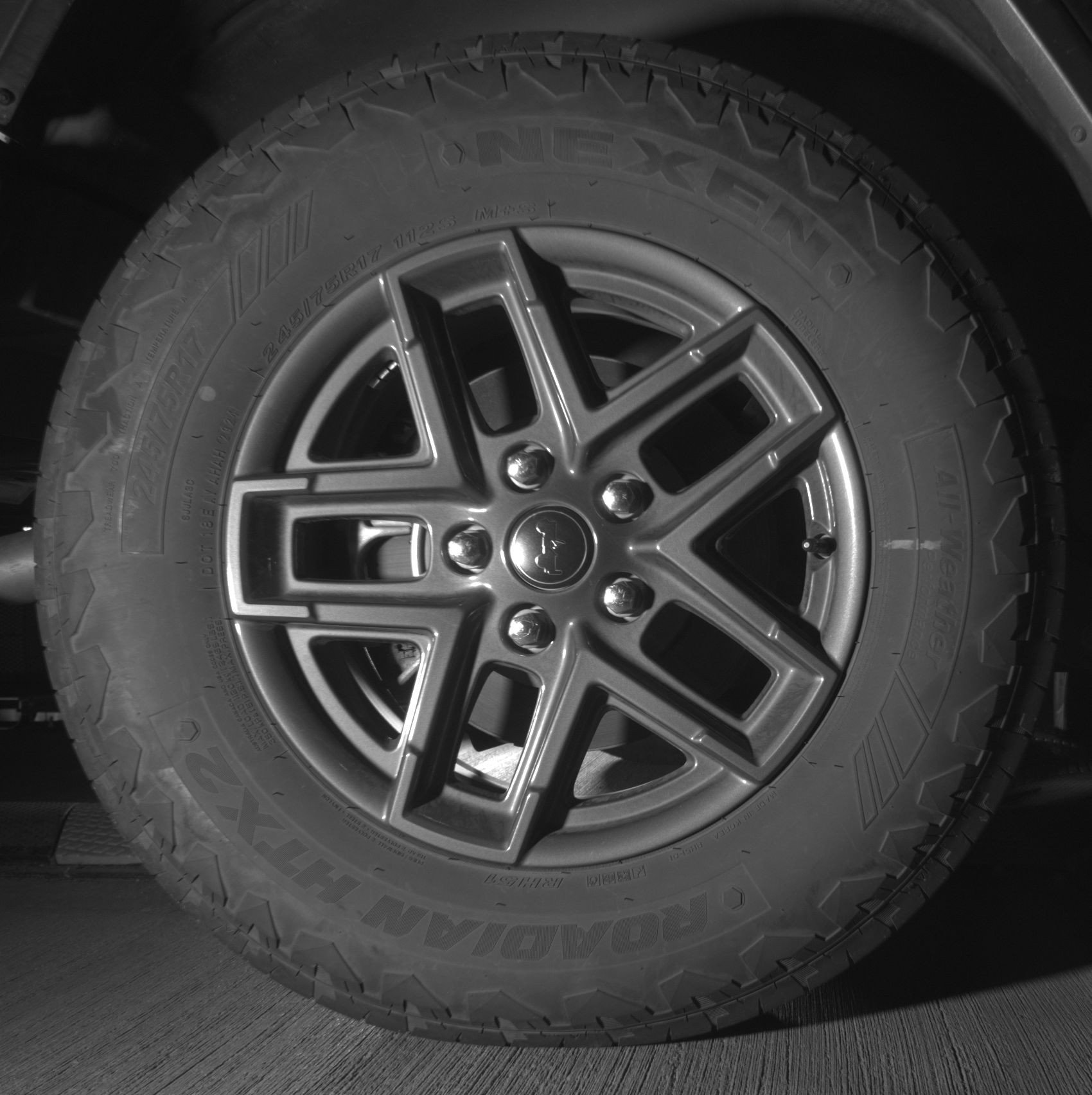 Thumbnail: 2025 Jeep Wrangler - 15