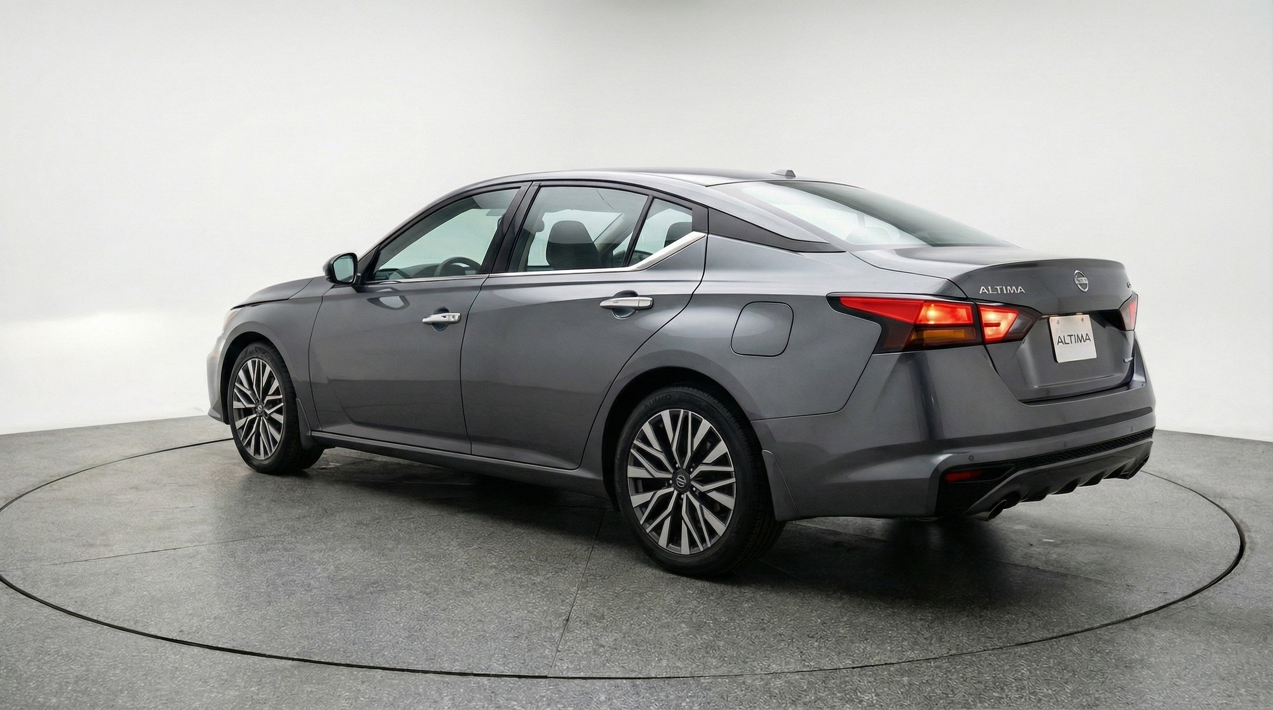 Thumbnail: 2025 Nissan Altima - 6