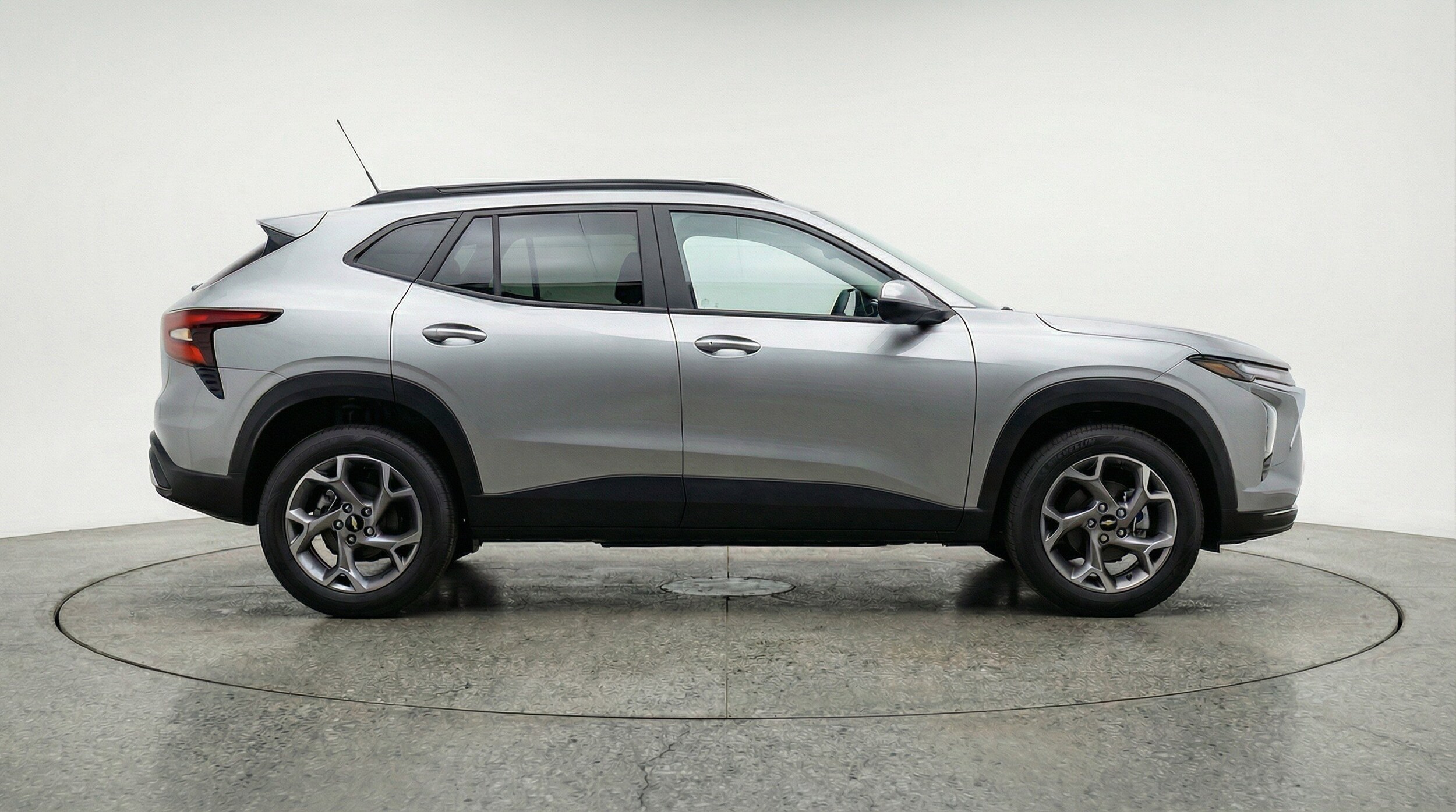 Thumbnail: 2025 Chevrolet Trax - 11