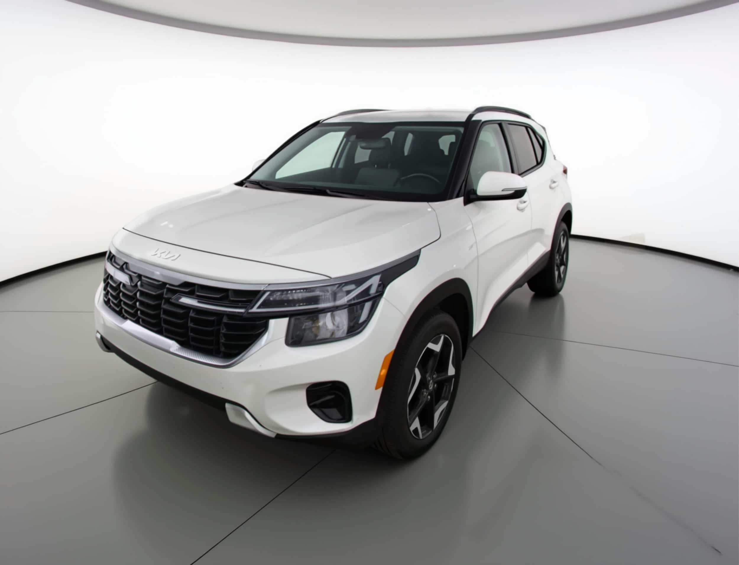 Thumbnail: 2025 Kia Seltos - 3