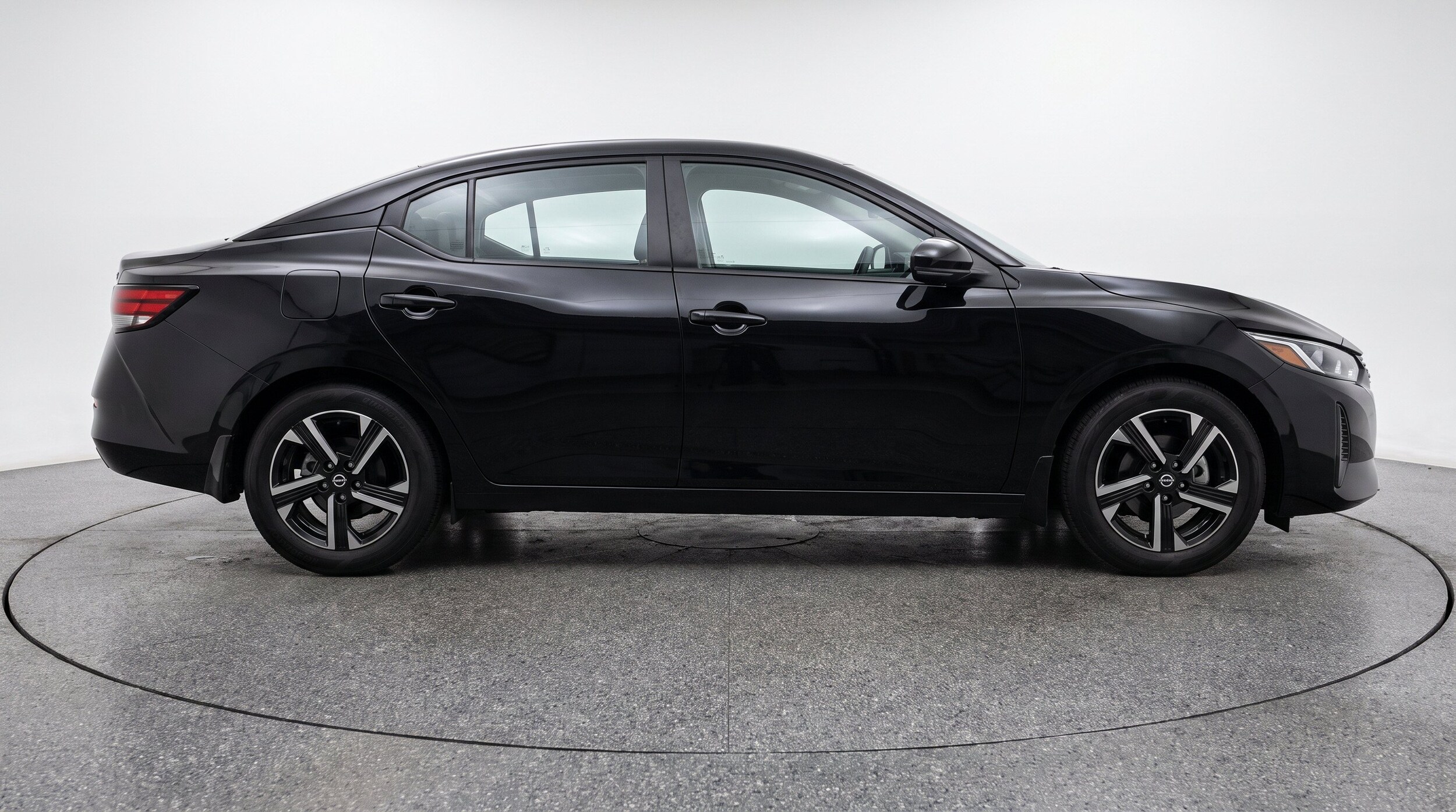 Thumbnail: 2025 Nissan Sentra - 11