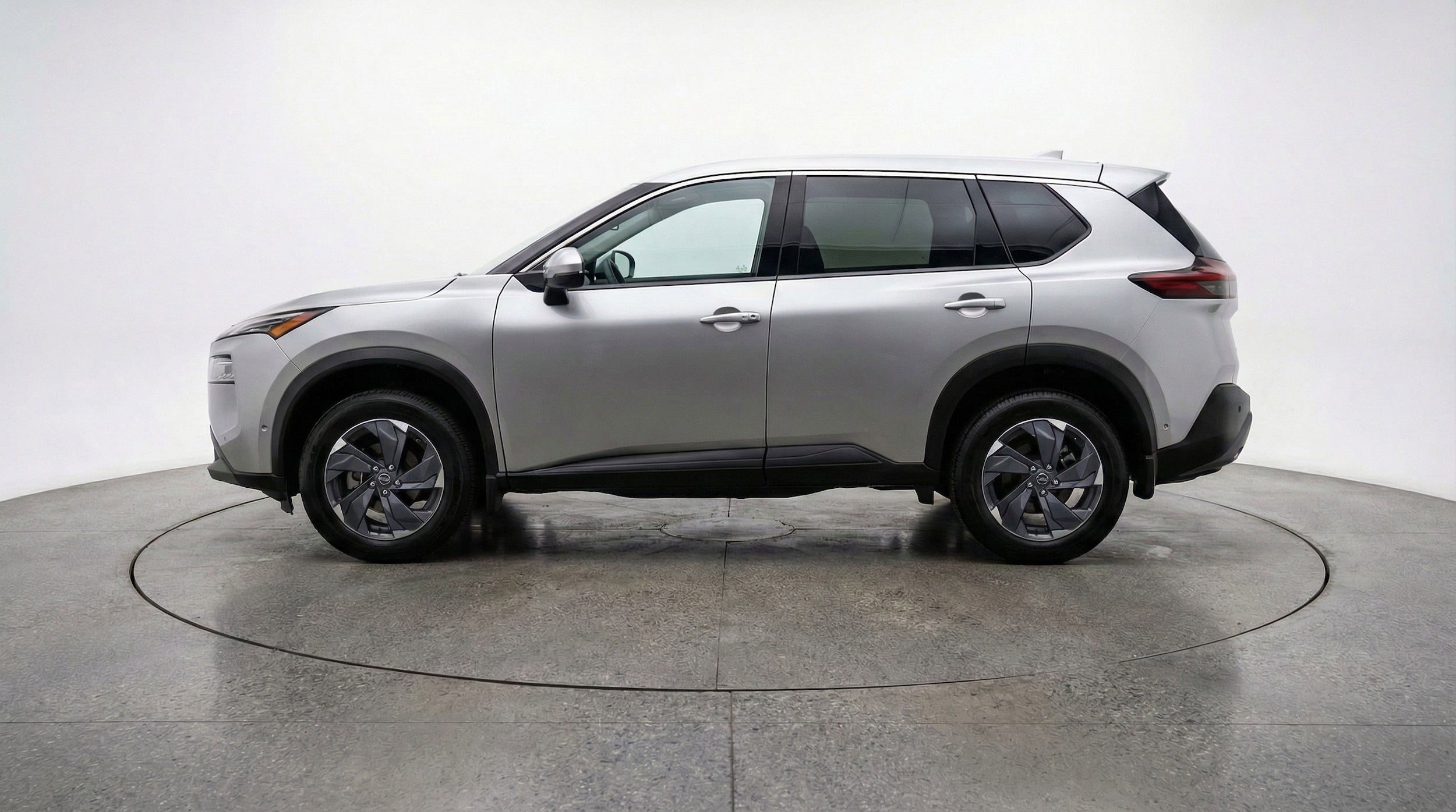 Thumbnail: 2025 Nissan Rogue - 5