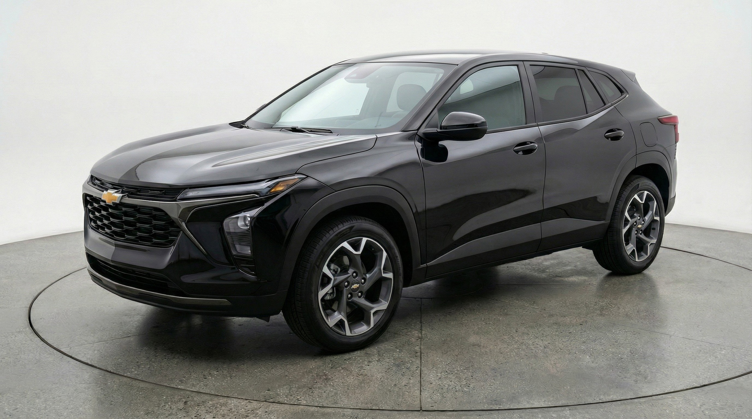 Thumbnail: 2025 Chevrolet Trax - 3