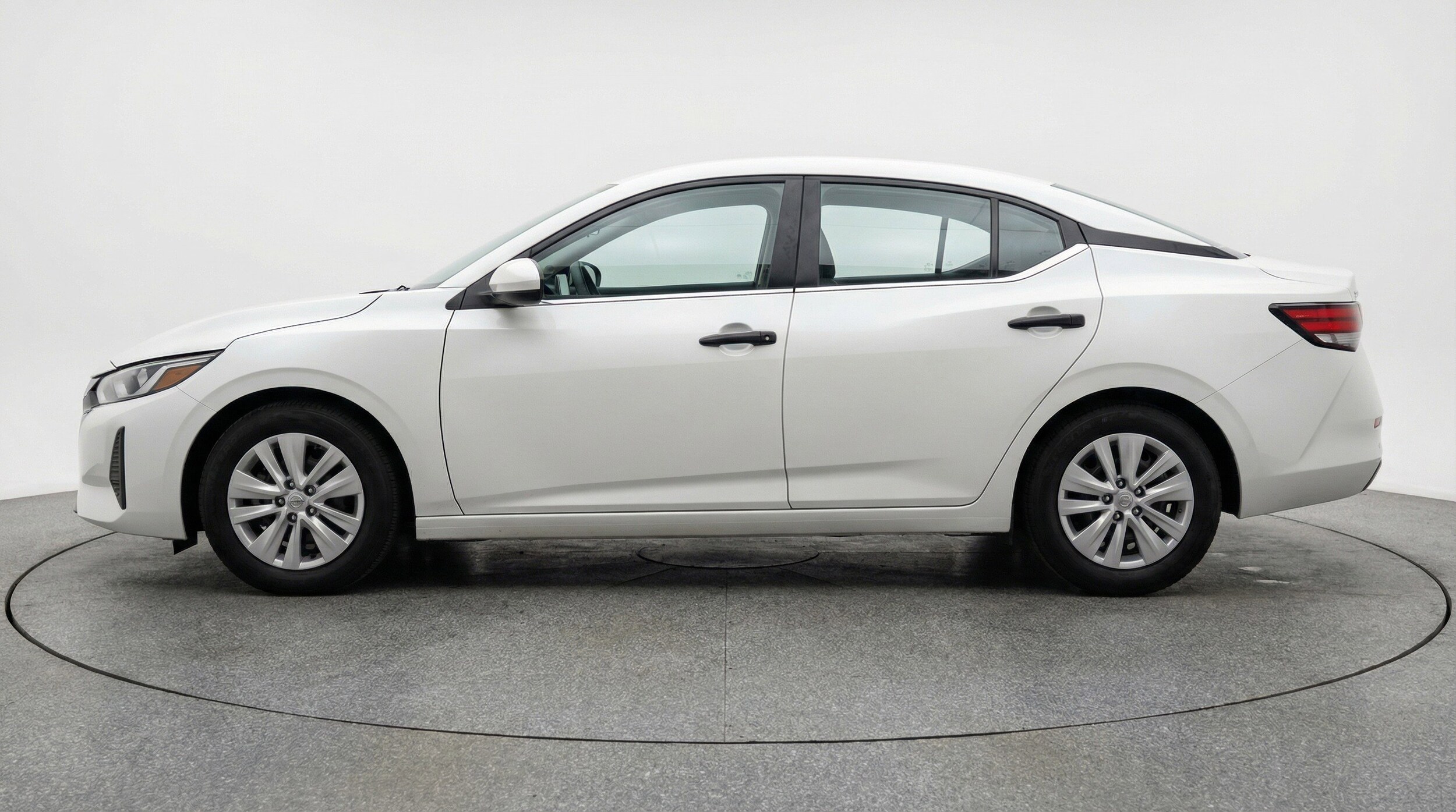 Thumbnail: 2025 Nissan Sentra - 5