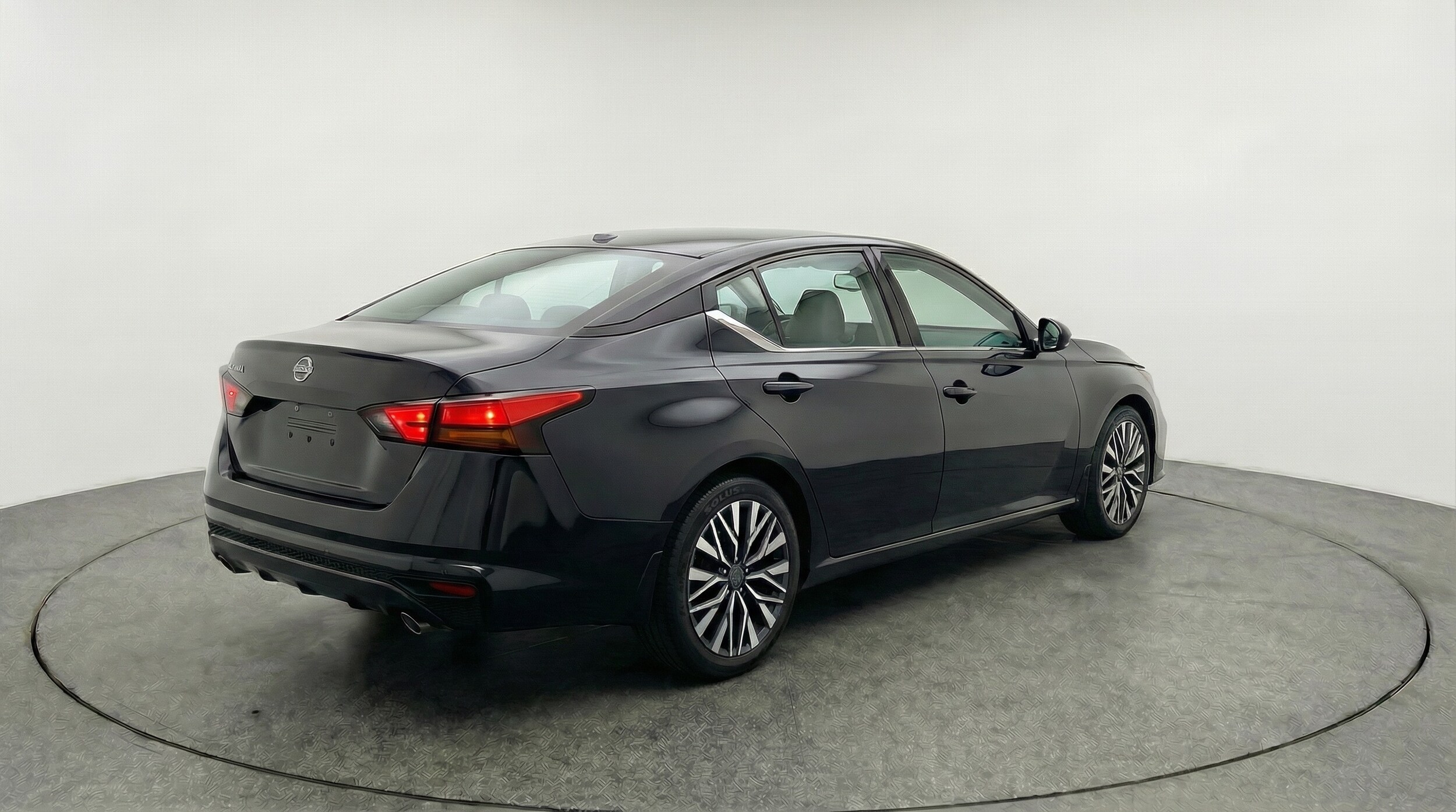 Thumbnail: 2025 Nissan Altima - 7