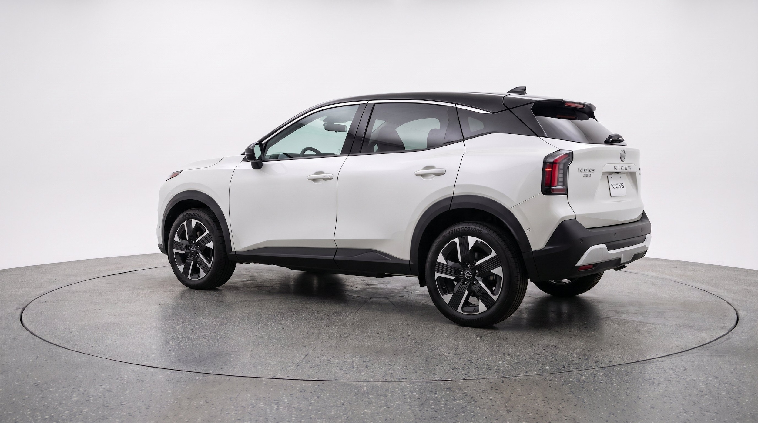 Thumbnail: 2026 Nissan Kicks - 6