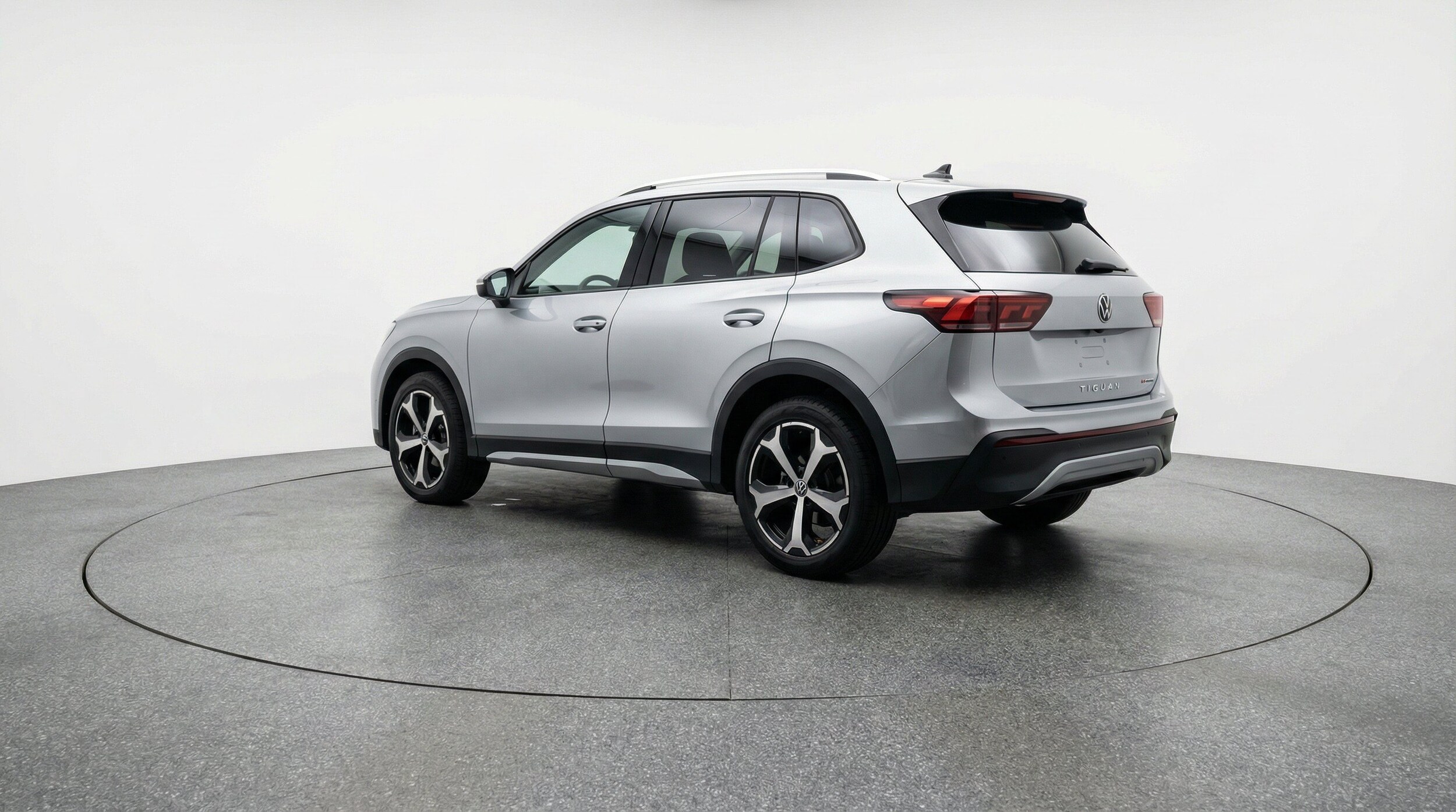 Thumbnail: 2026 Volkswagen Tiguan - 6