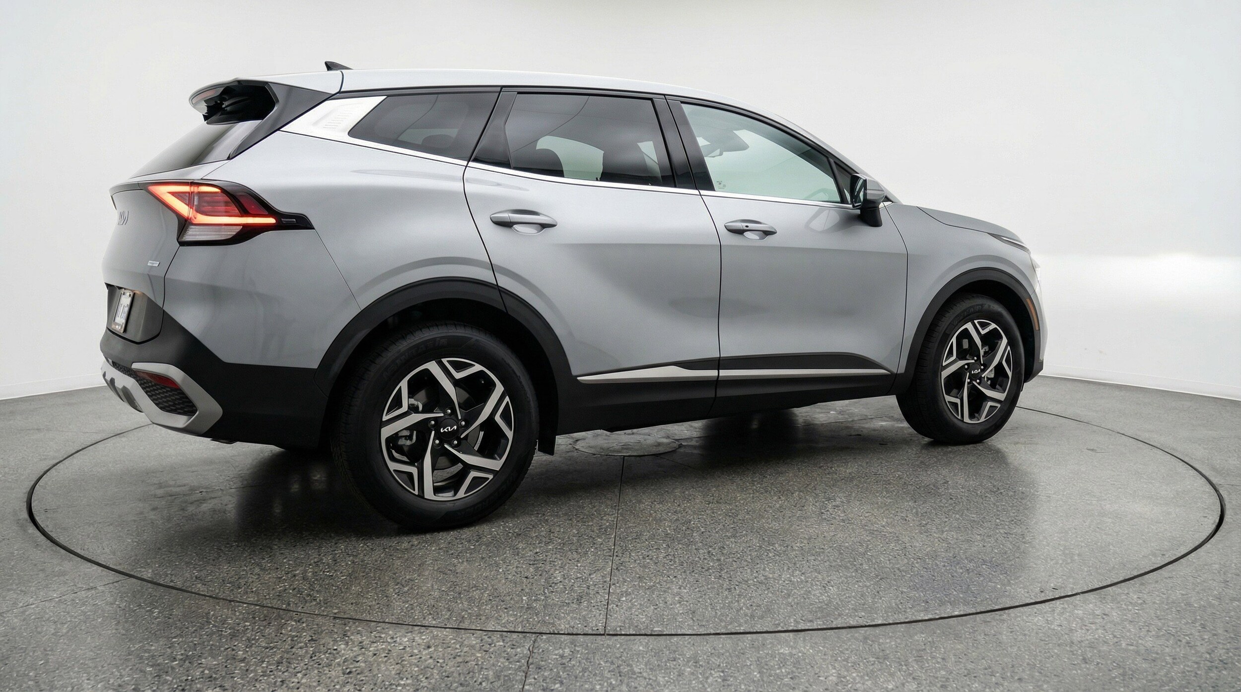 Thumbnail: 2025 Kia Sportage - 9