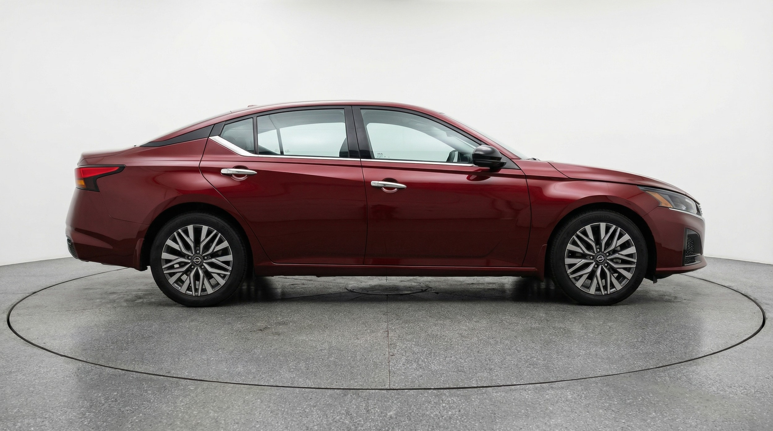 Thumbnail: 2025 Nissan Altima - 8