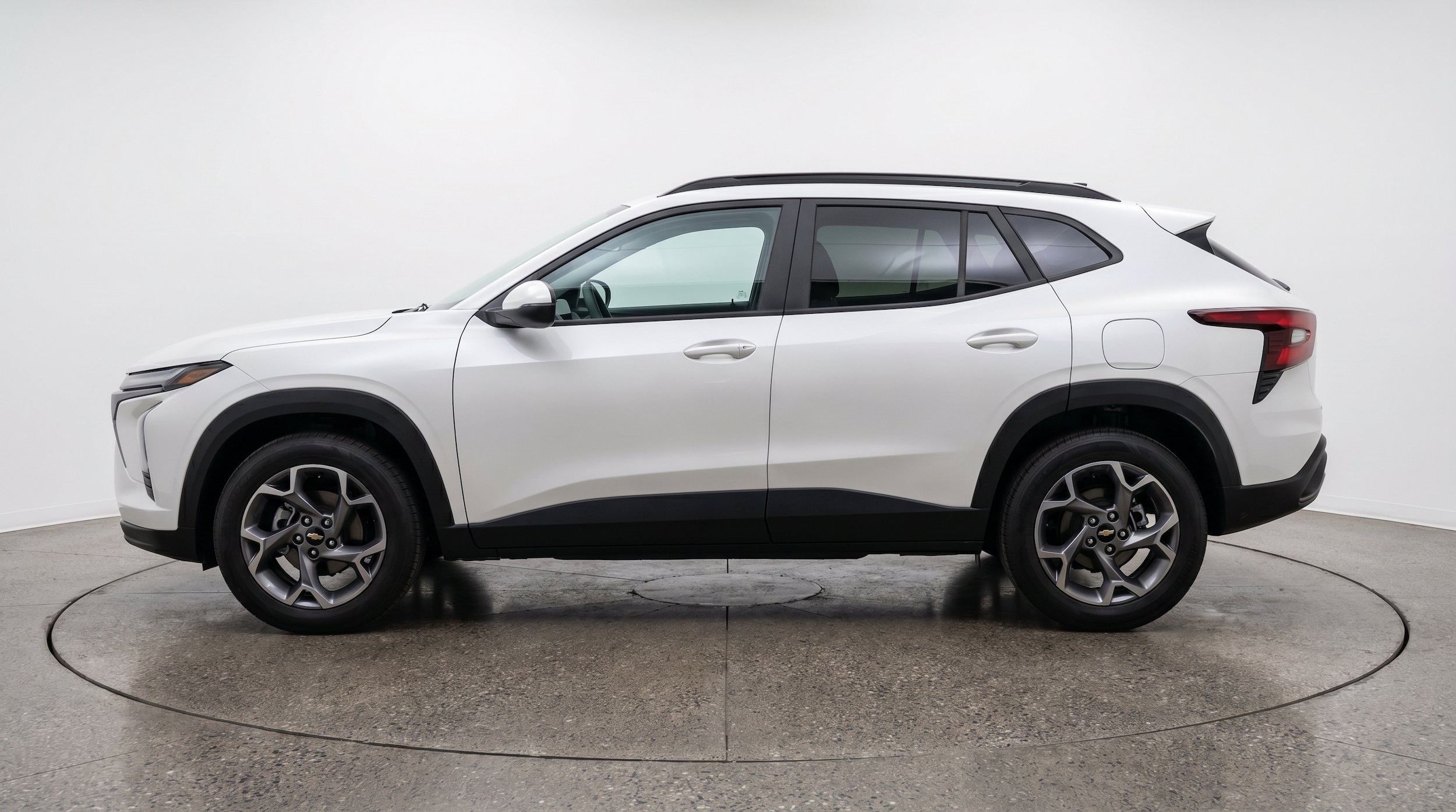 Thumbnail: 2025 Chevrolet Trax - 5