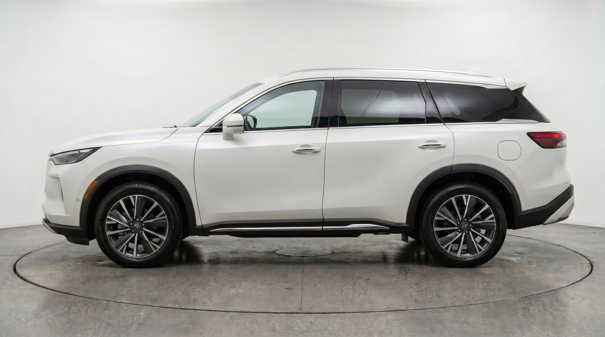 Thumbnail: 2026 INFINITI QX60 - 5