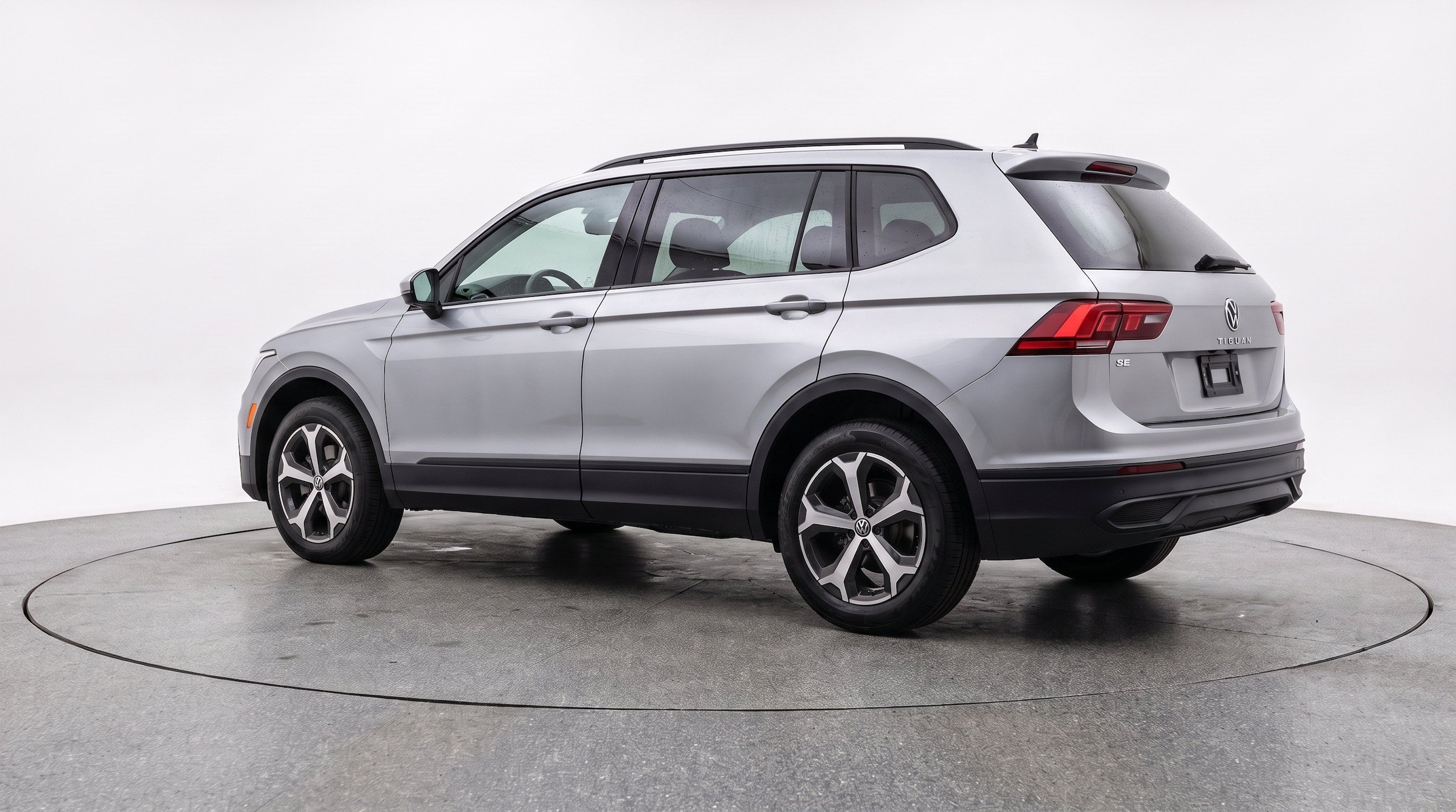 Thumbnail: 2026 Volkswagen Tiguan - 6