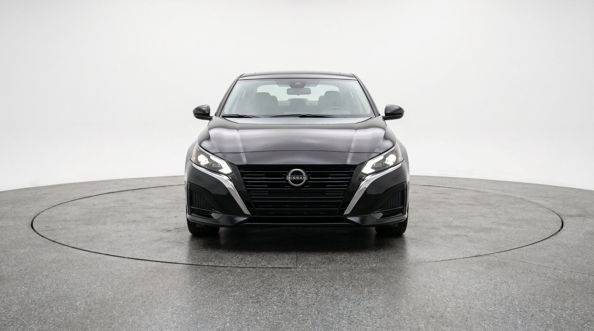 Thumbnail: 2025 Nissan Altima - 2