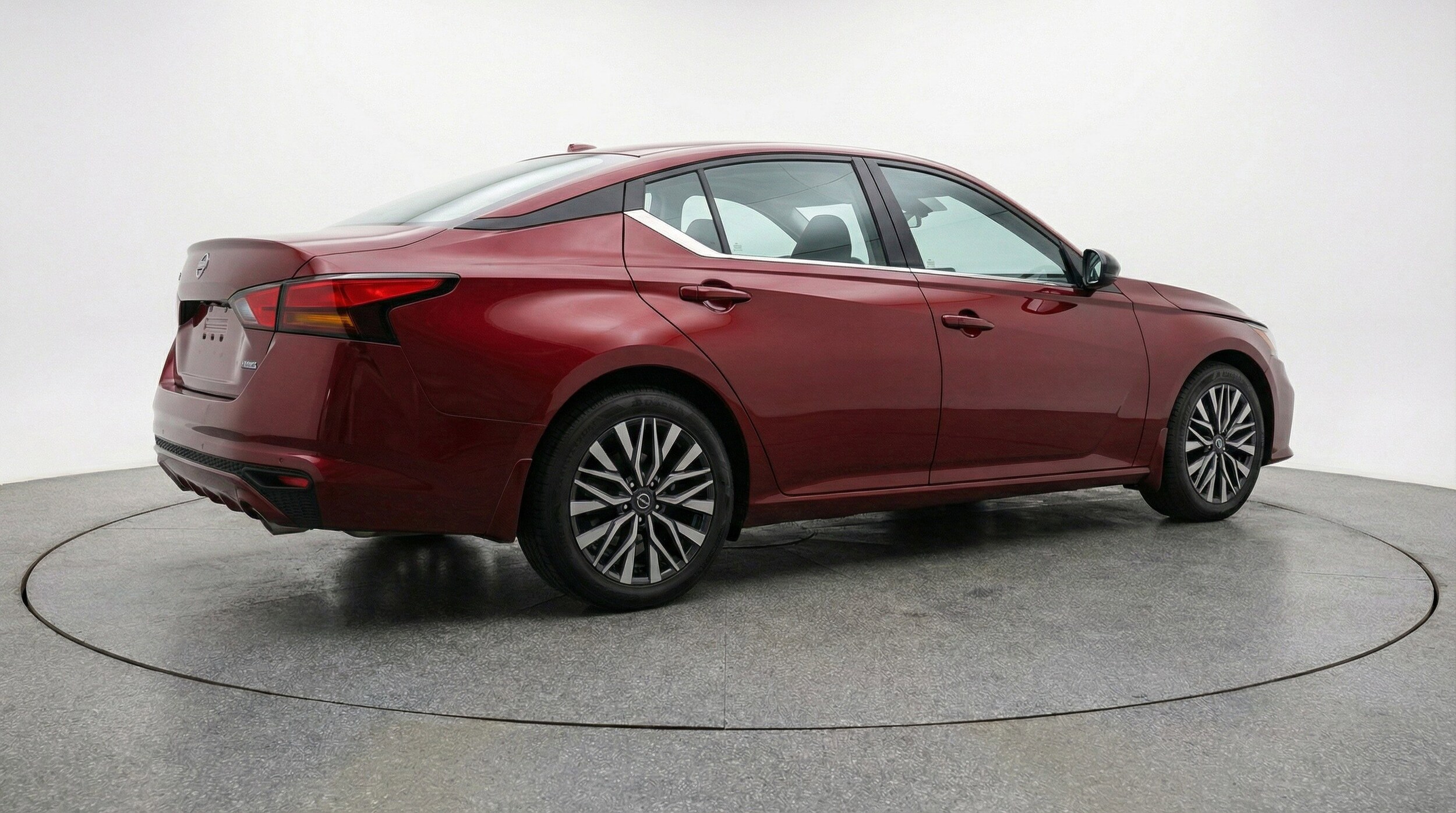 Thumbnail: 2025 Nissan Altima - 9