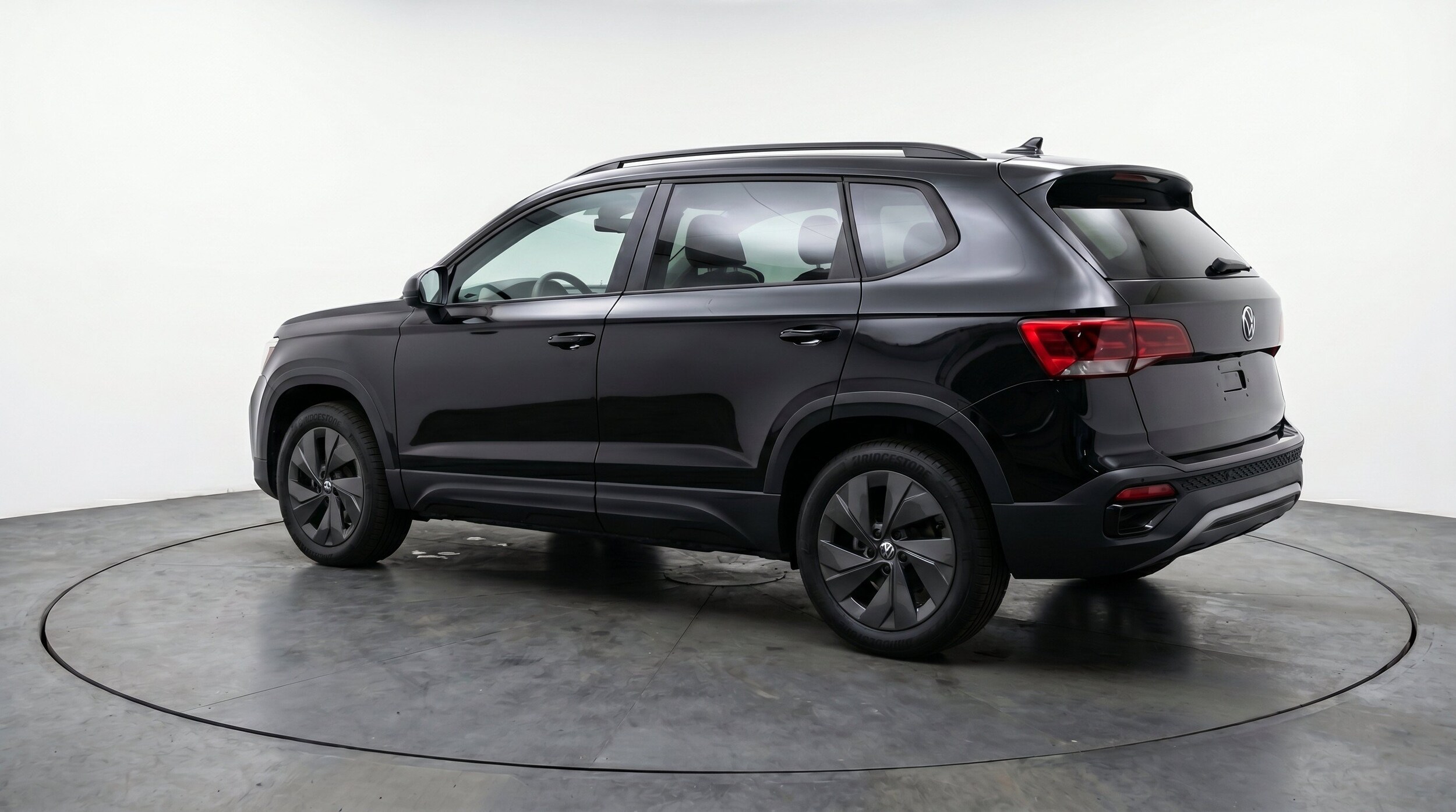 Thumbnail: 2026 Volkswagen Taos - 6