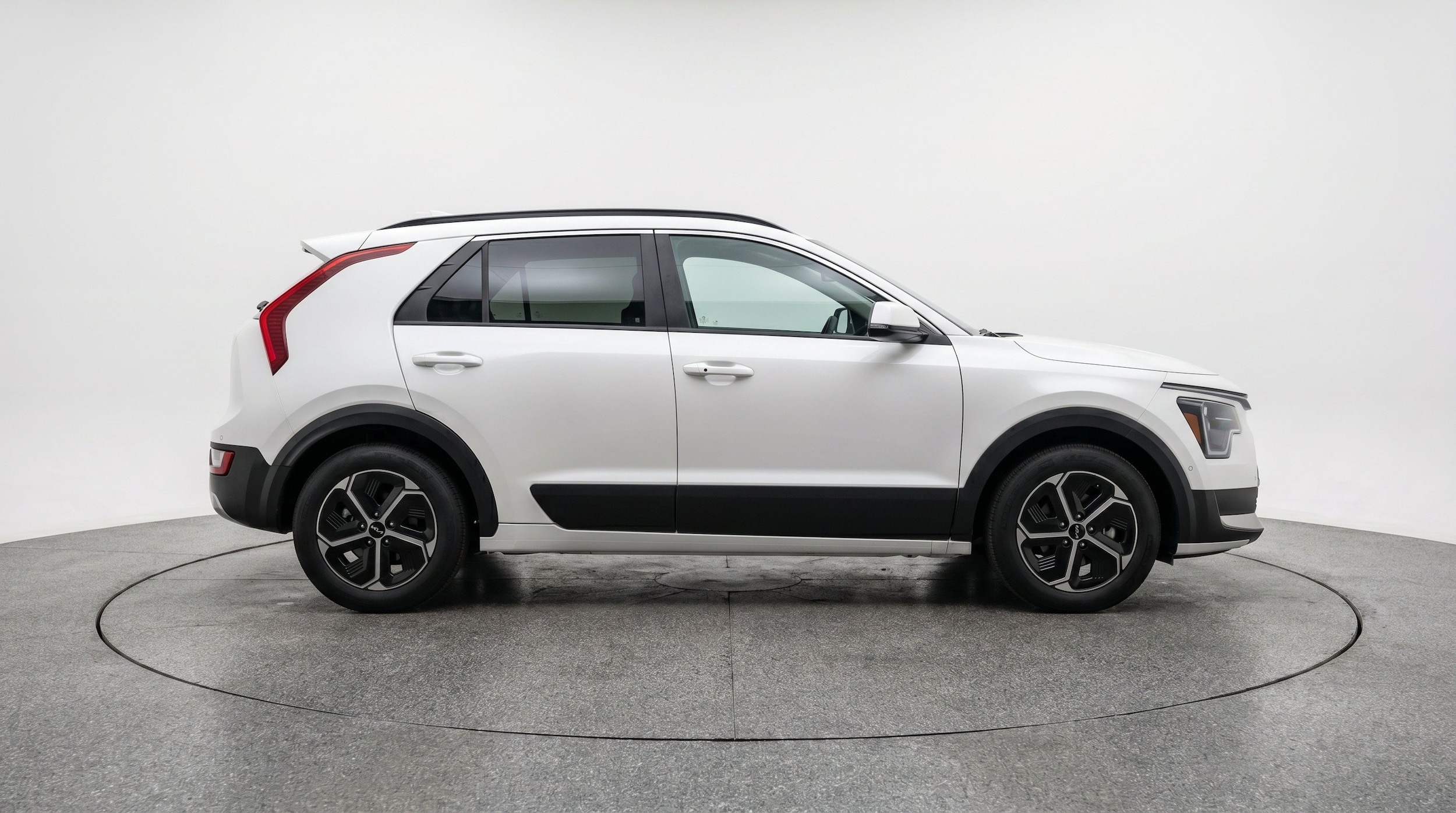 Thumbnail: 2026 Kia Niro - 11