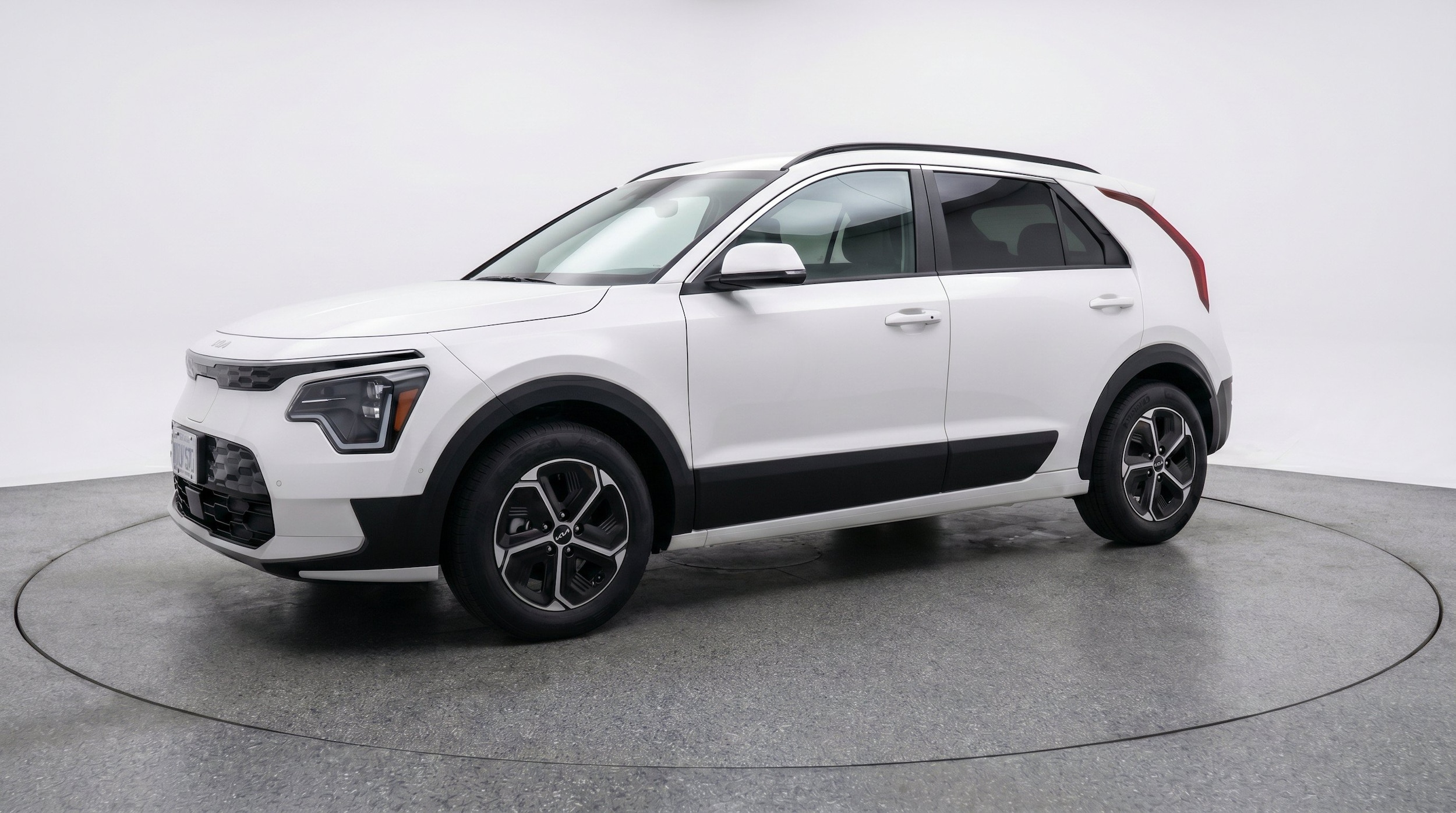 Thumbnail: 2026 Kia Niro - 3