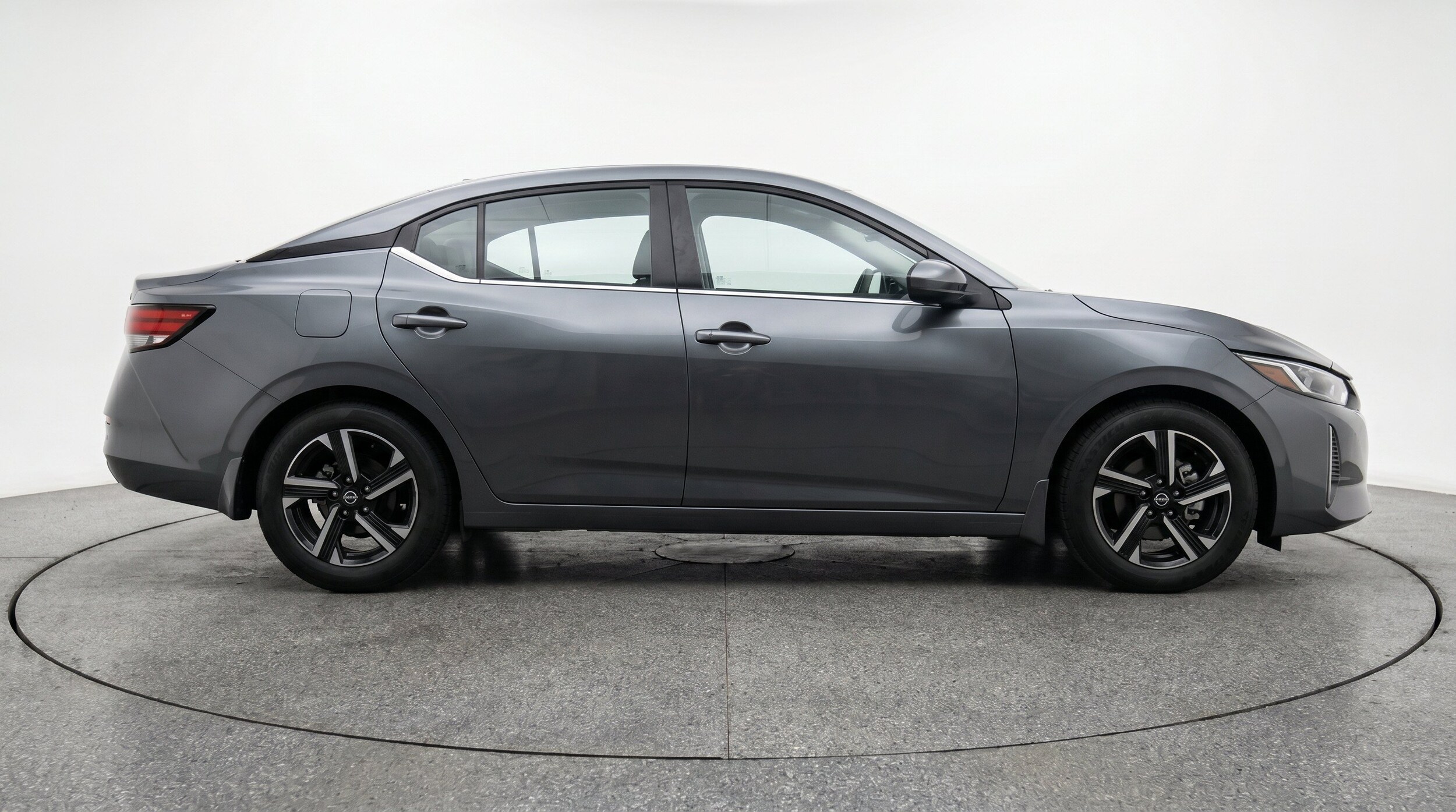 Thumbnail: 2025 Nissan Sentra - 11