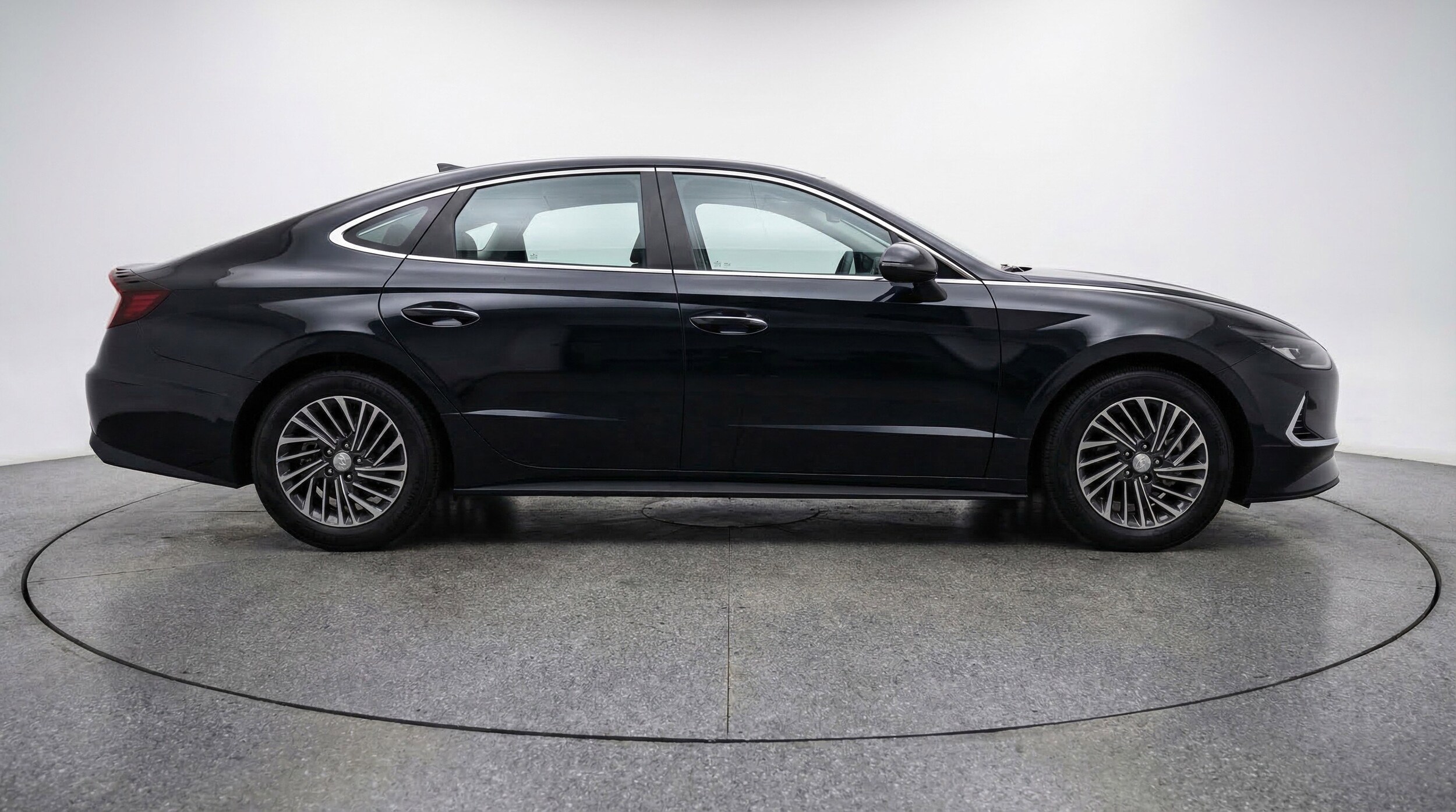 Thumbnail: 2025 Hyundai Sonata - 11