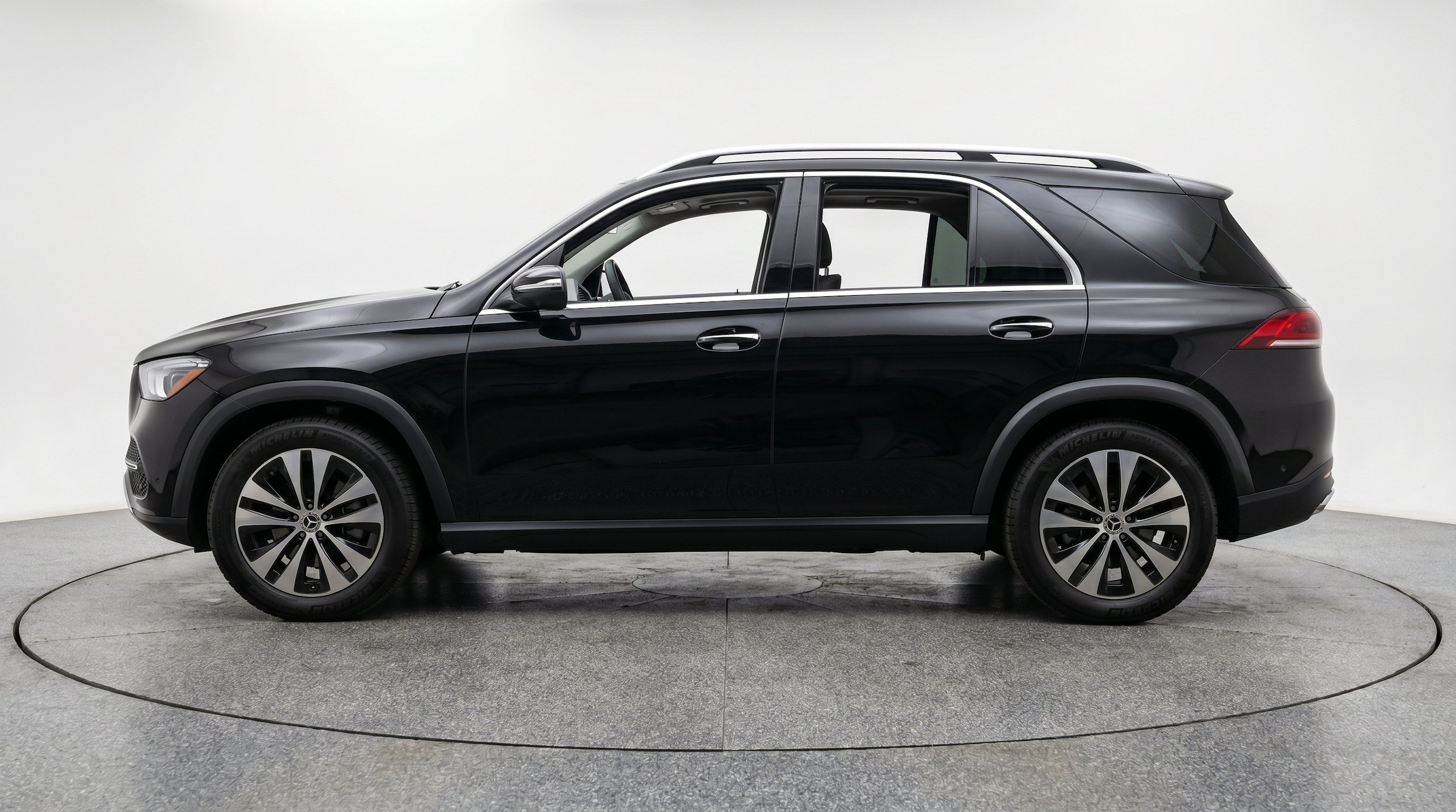 Thumbnail: 2026 Mercedes-Benz GLE - 5