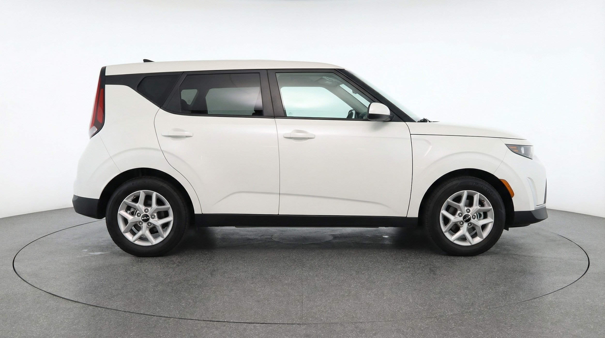 Thumbnail: 2025 Kia Soul - 8