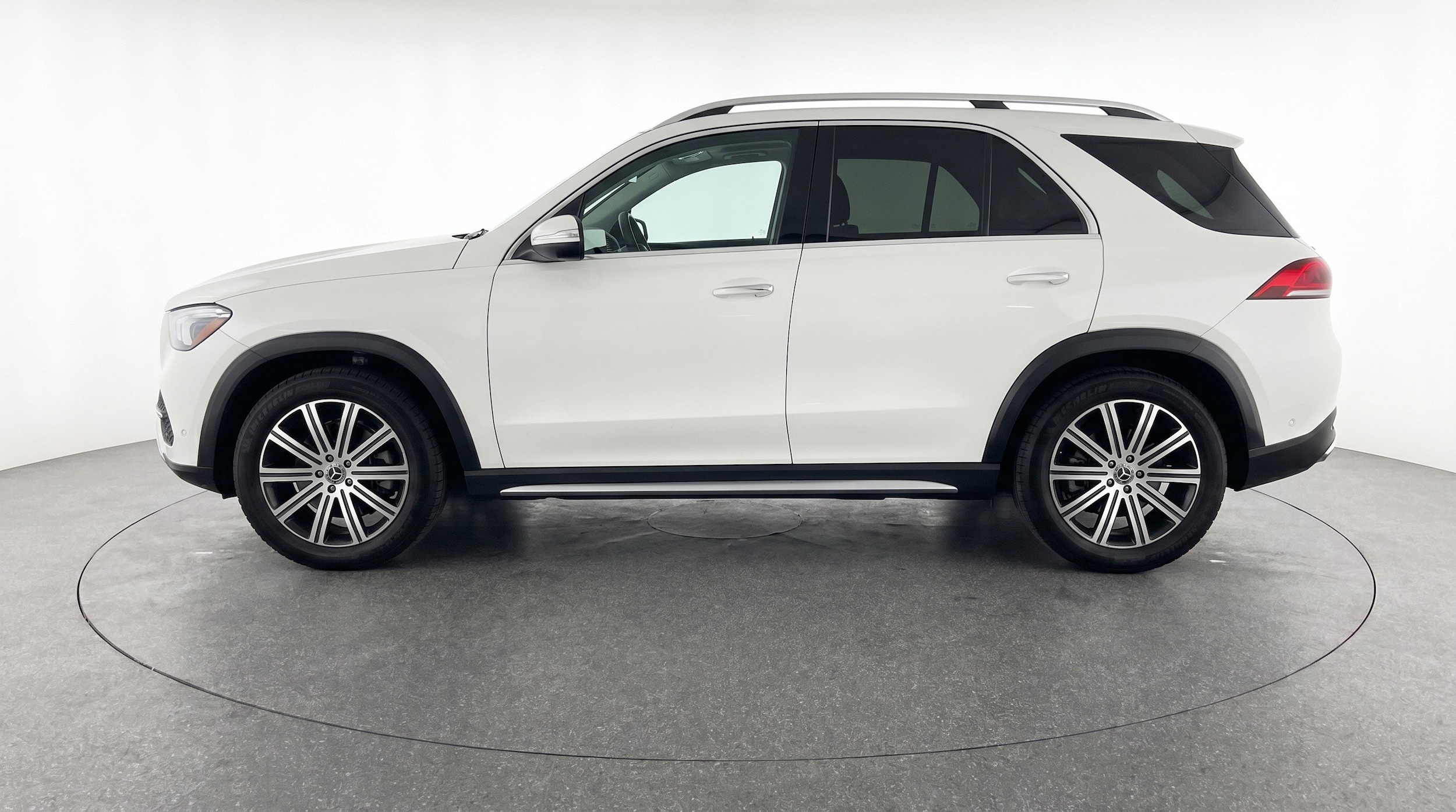 Thumbnail: 2026 Mercedes-Benz GLE - 5