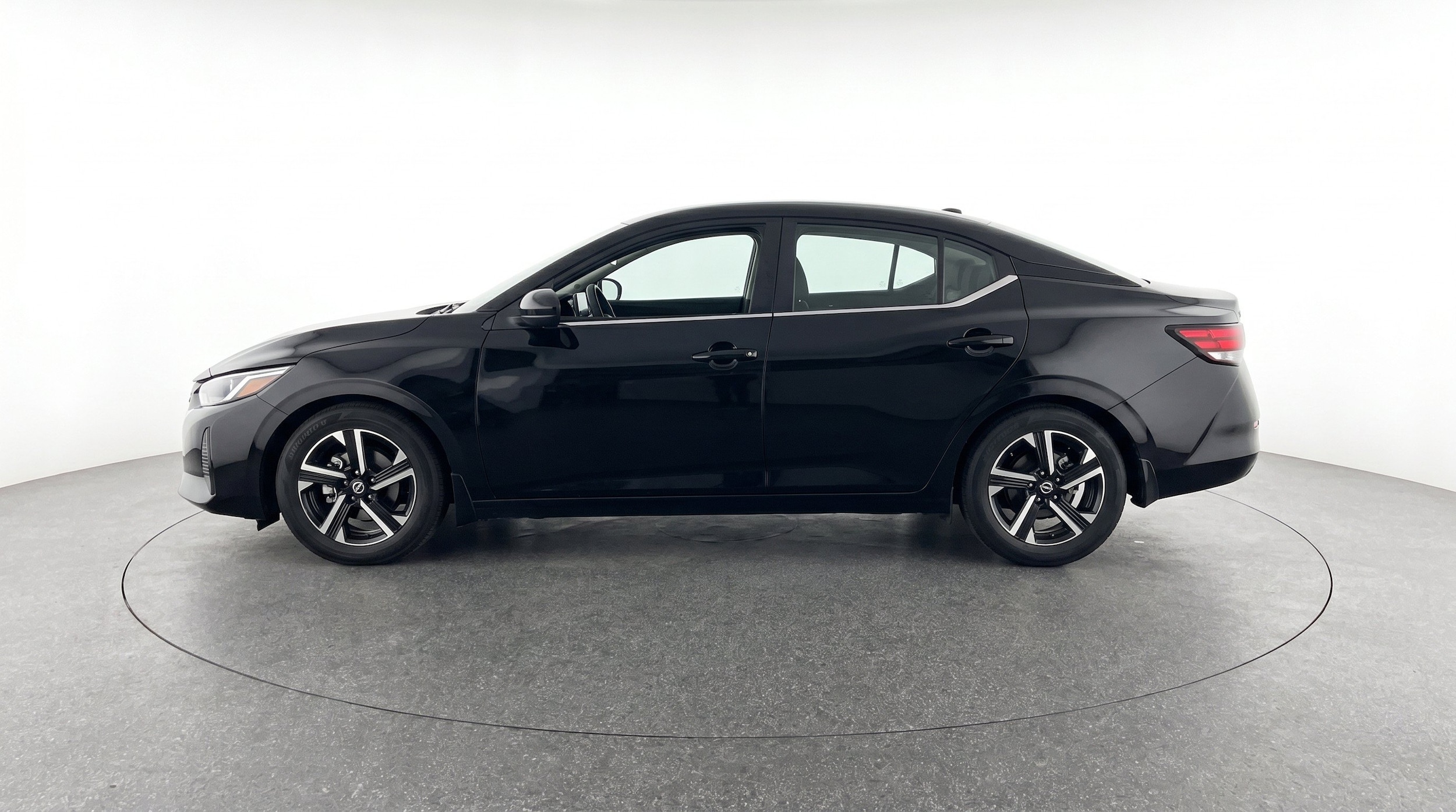 Thumbnail: 2025 Nissan Sentra - 5