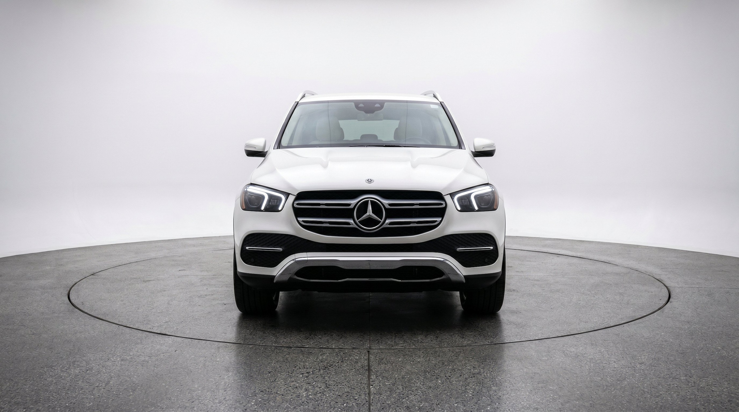 Thumbnail: 2026 Mercedes-Benz GLE - 2