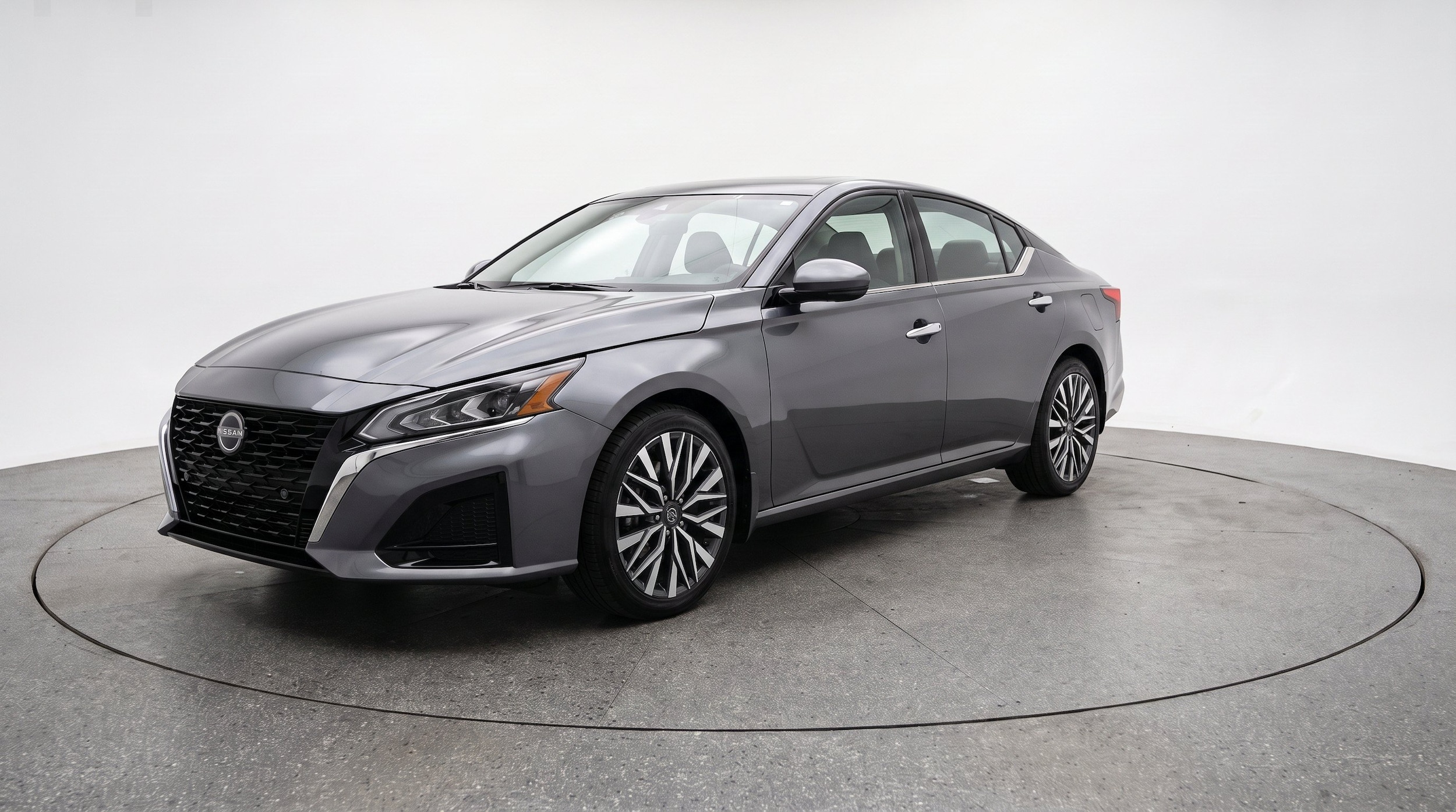 Thumbnail: 2025 Nissan Altima - 3
