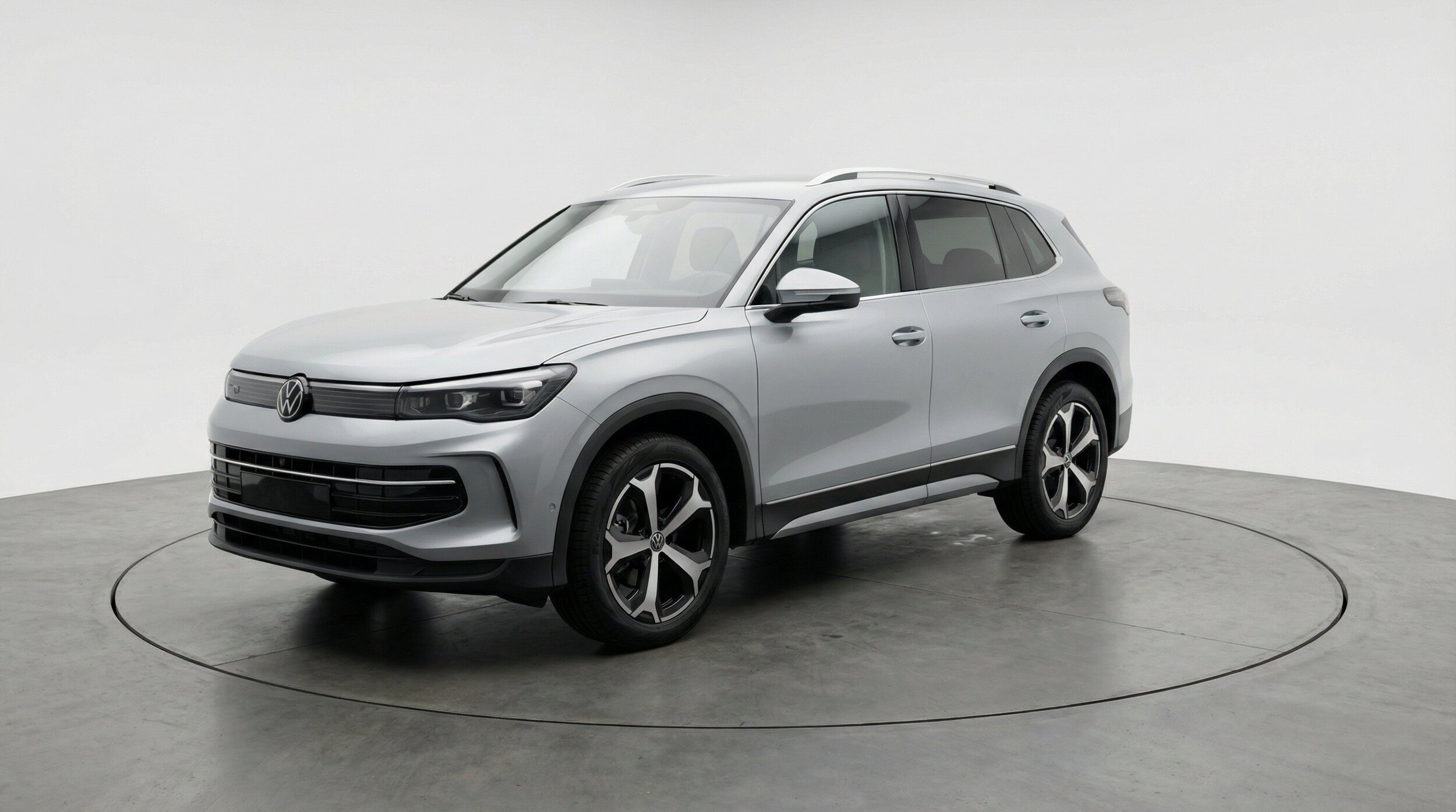 Thumbnail: 2026 Volkswagen Tiguan - 3